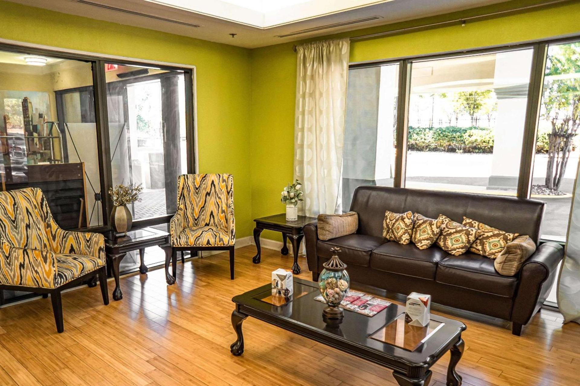 Quality Inn & Suites near Six Flags - Austell photo 5