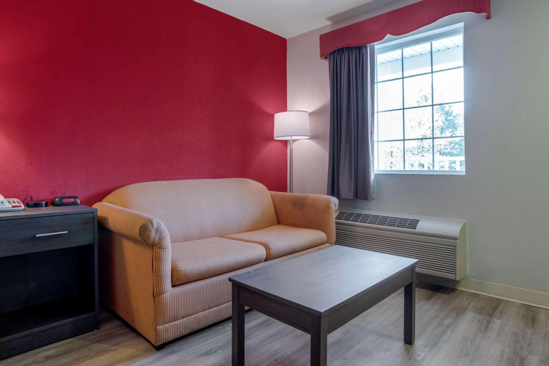 Americas Best Value Inn Gettysburg photo 8