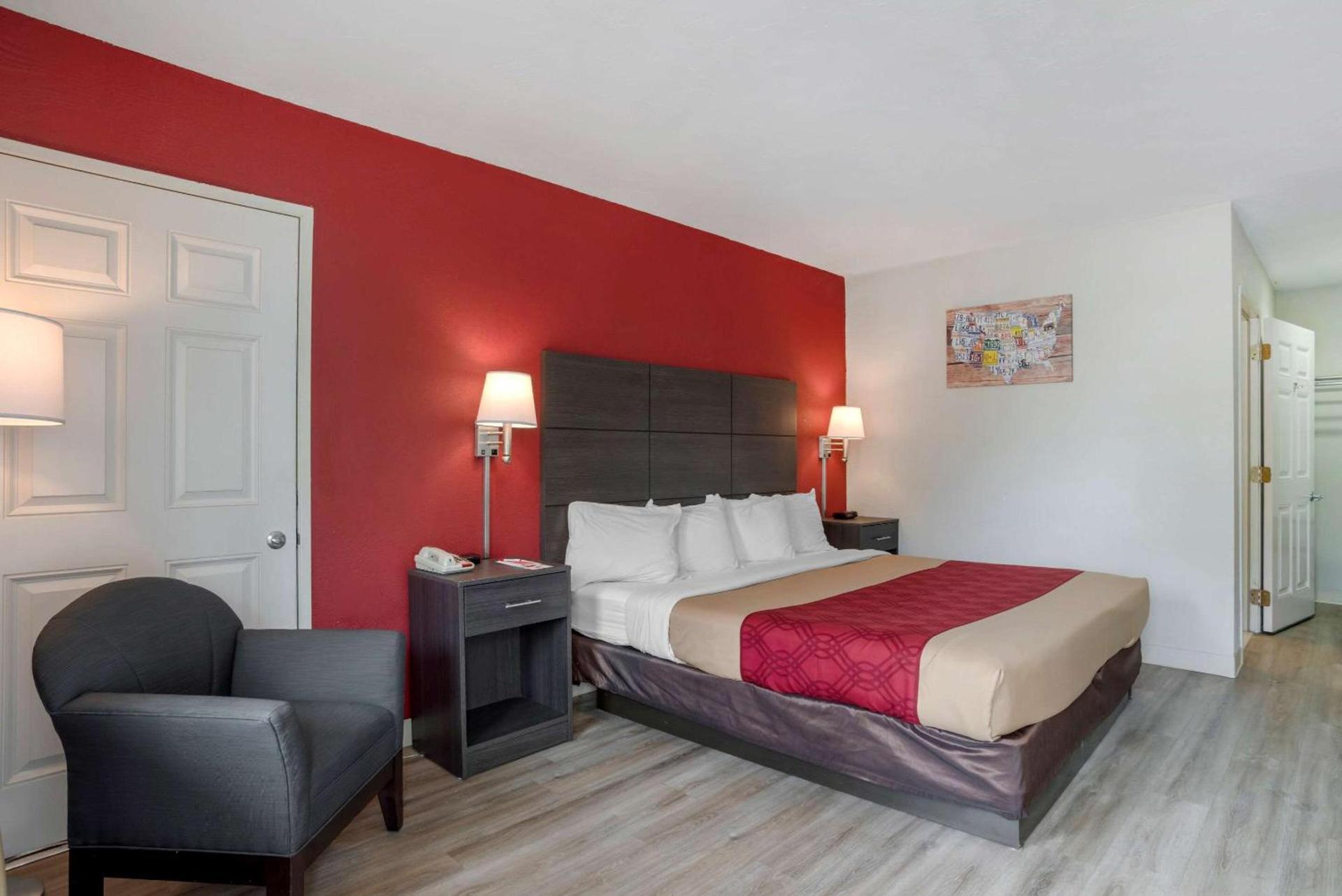 Americas Best Value Inn Gettysburg photo 23
