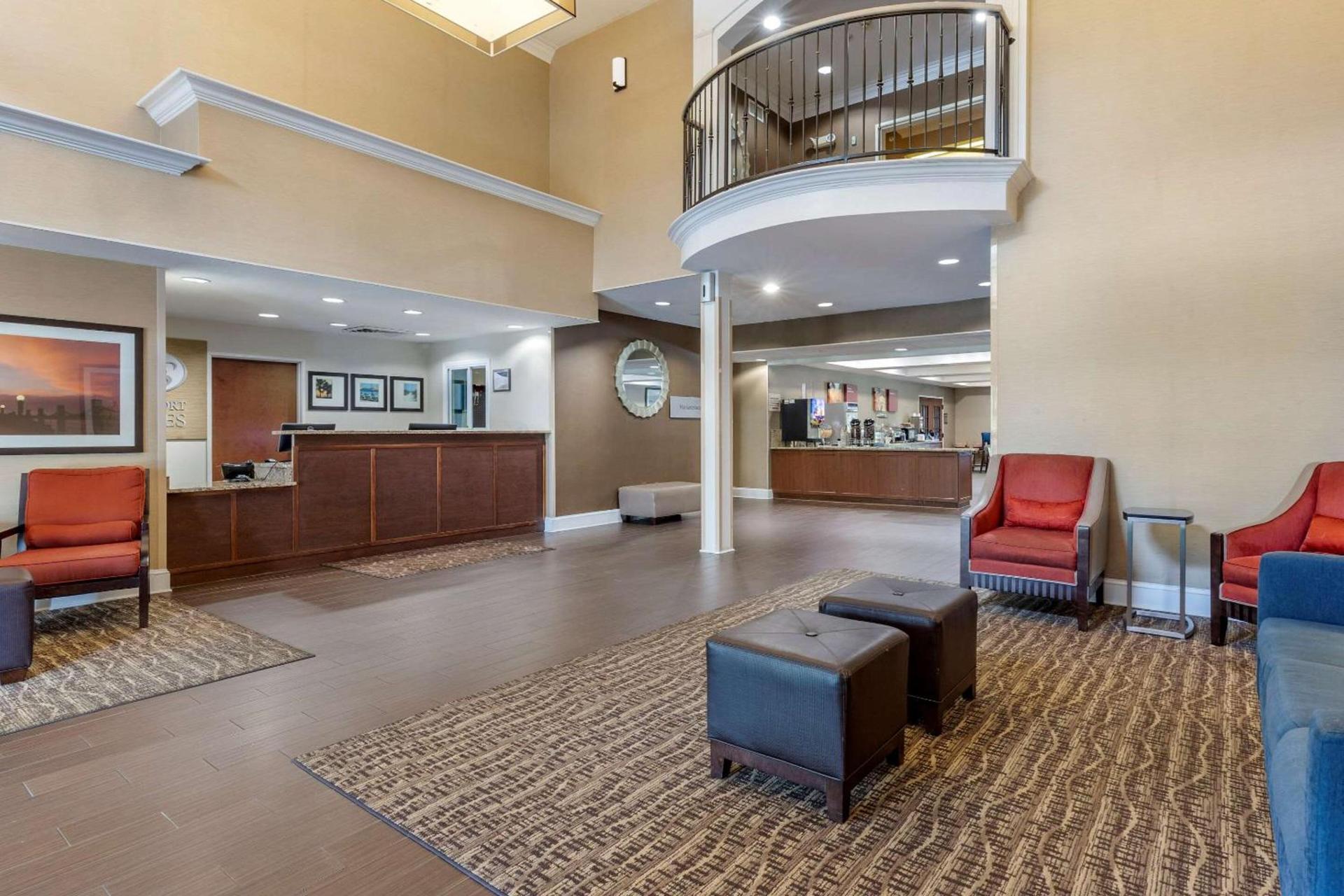 Comfort Suites Myrtle Beach Central photo 8