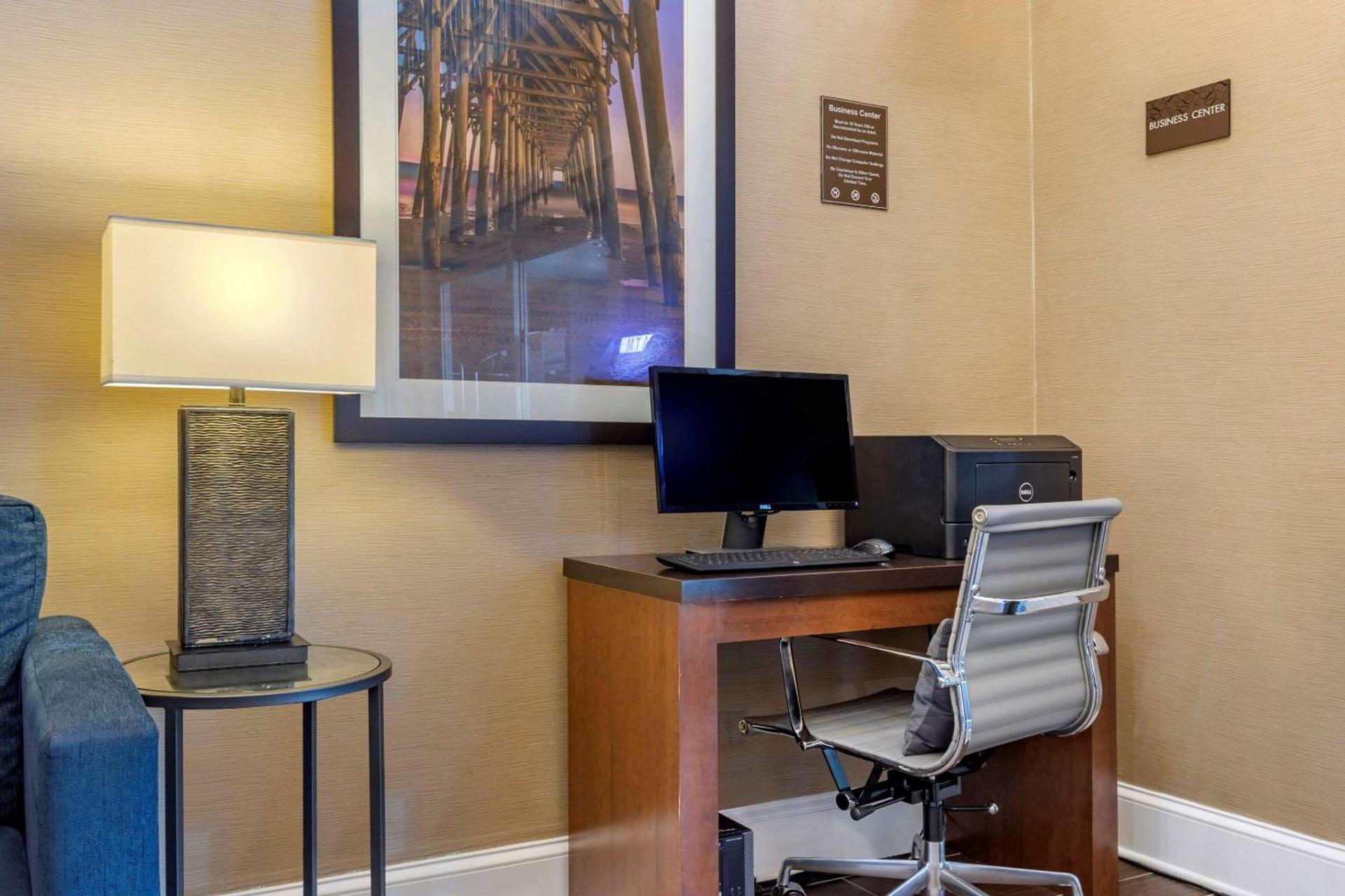Comfort Suites Myrtle Beach Central photo 26