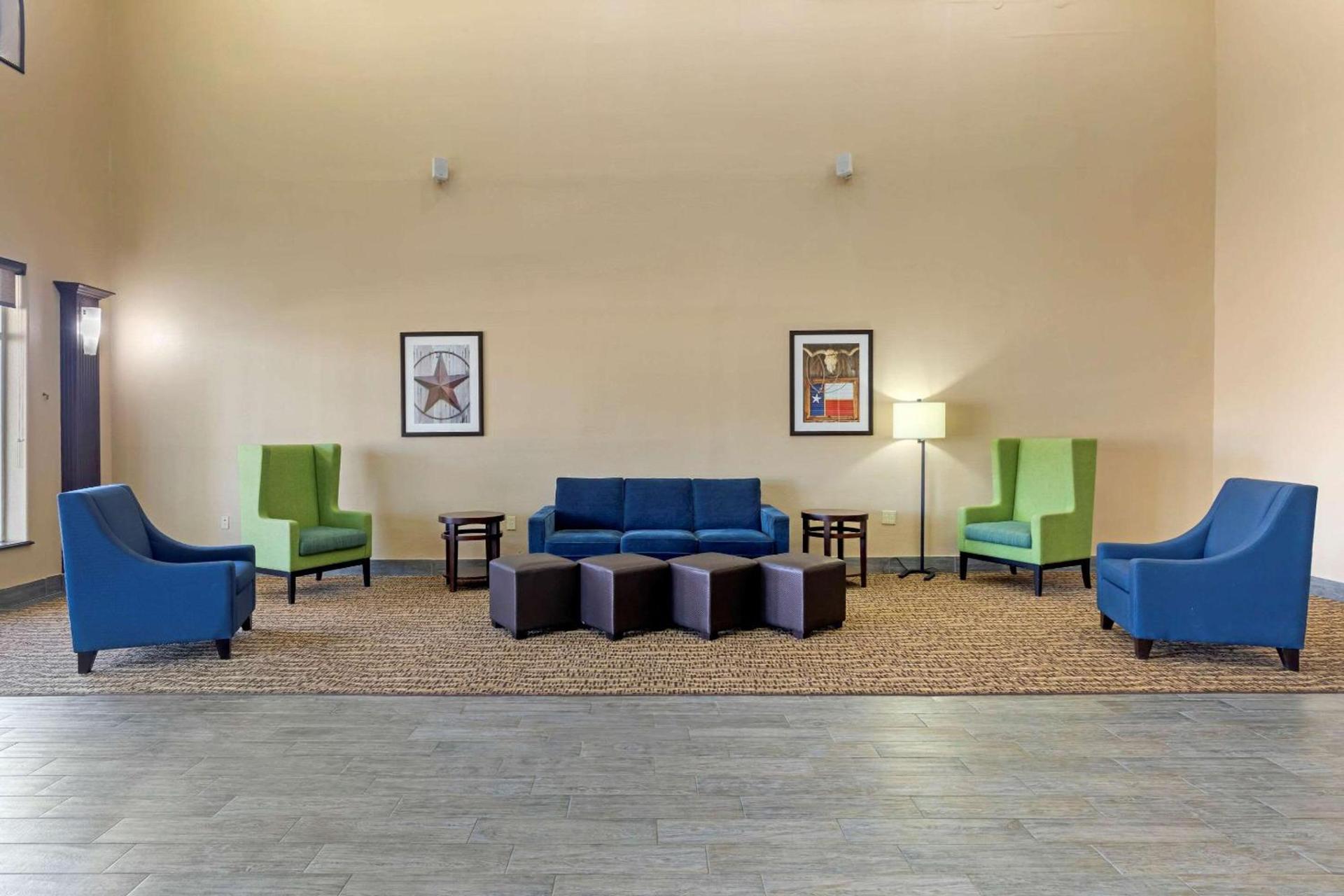 Comfort Suites Gainesville photo 3