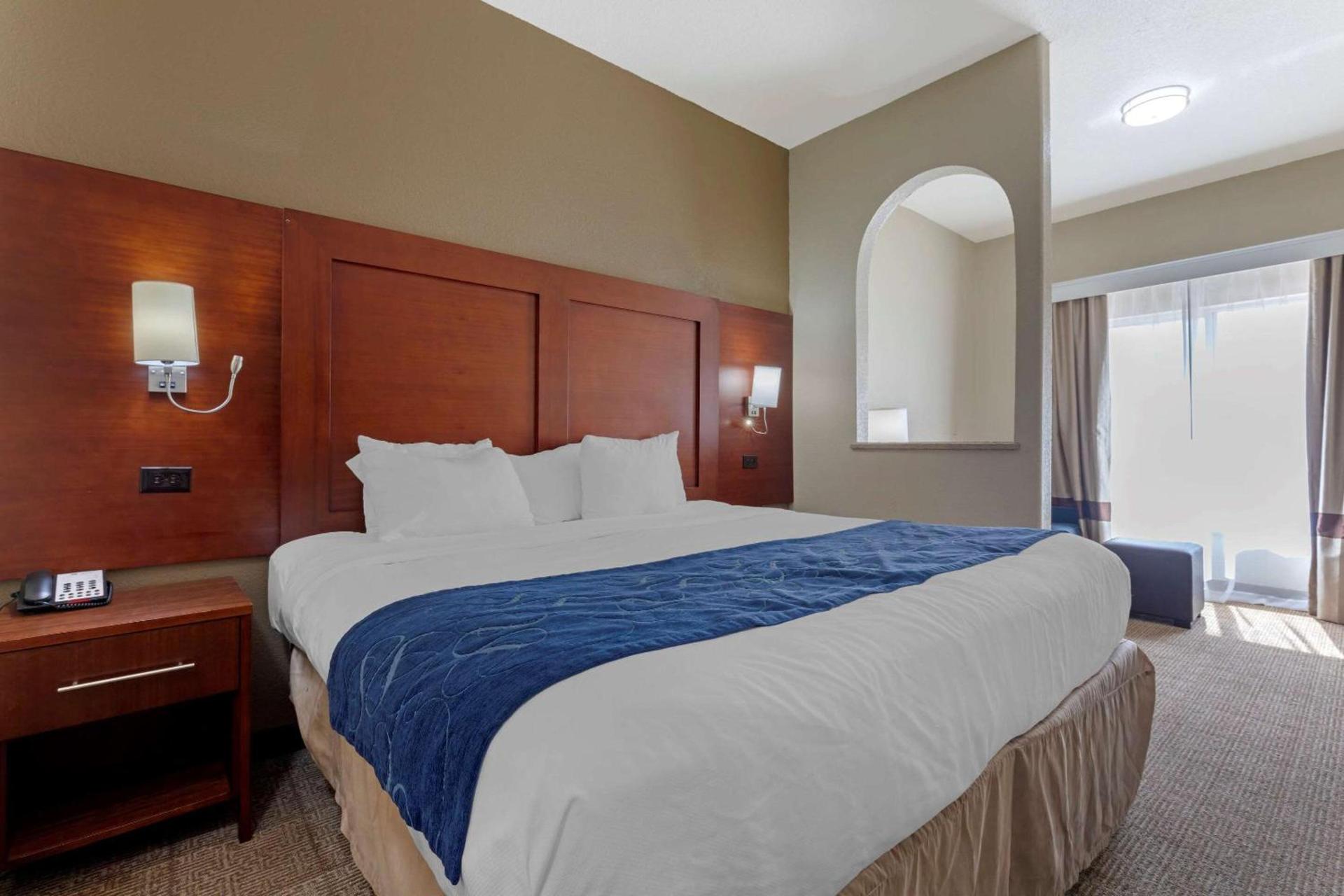 Comfort Suites Gainesville photo 5