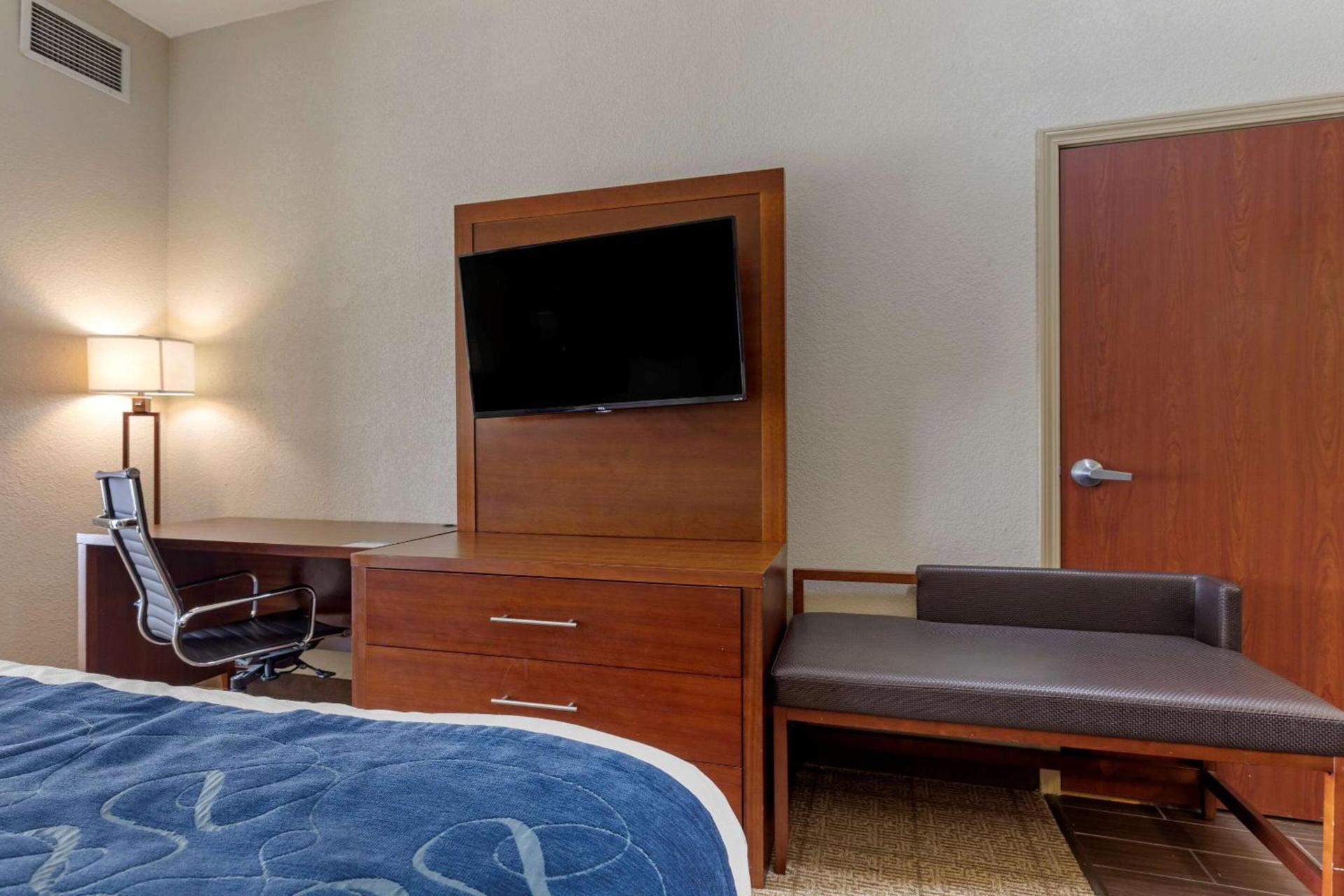 Comfort Suites Gainesville photo 6