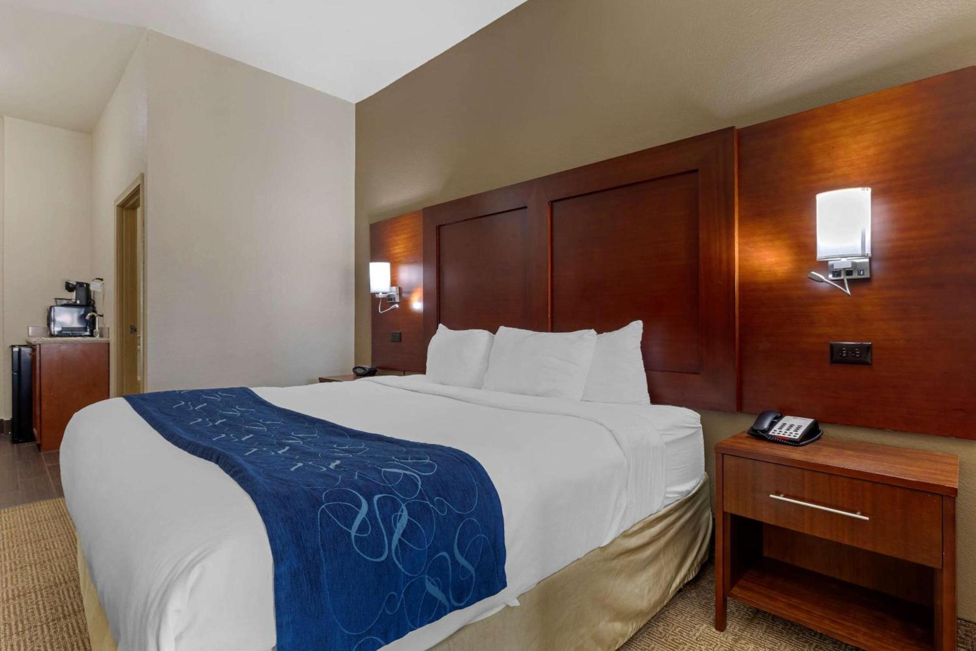 Comfort Suites Gainesville photo 12