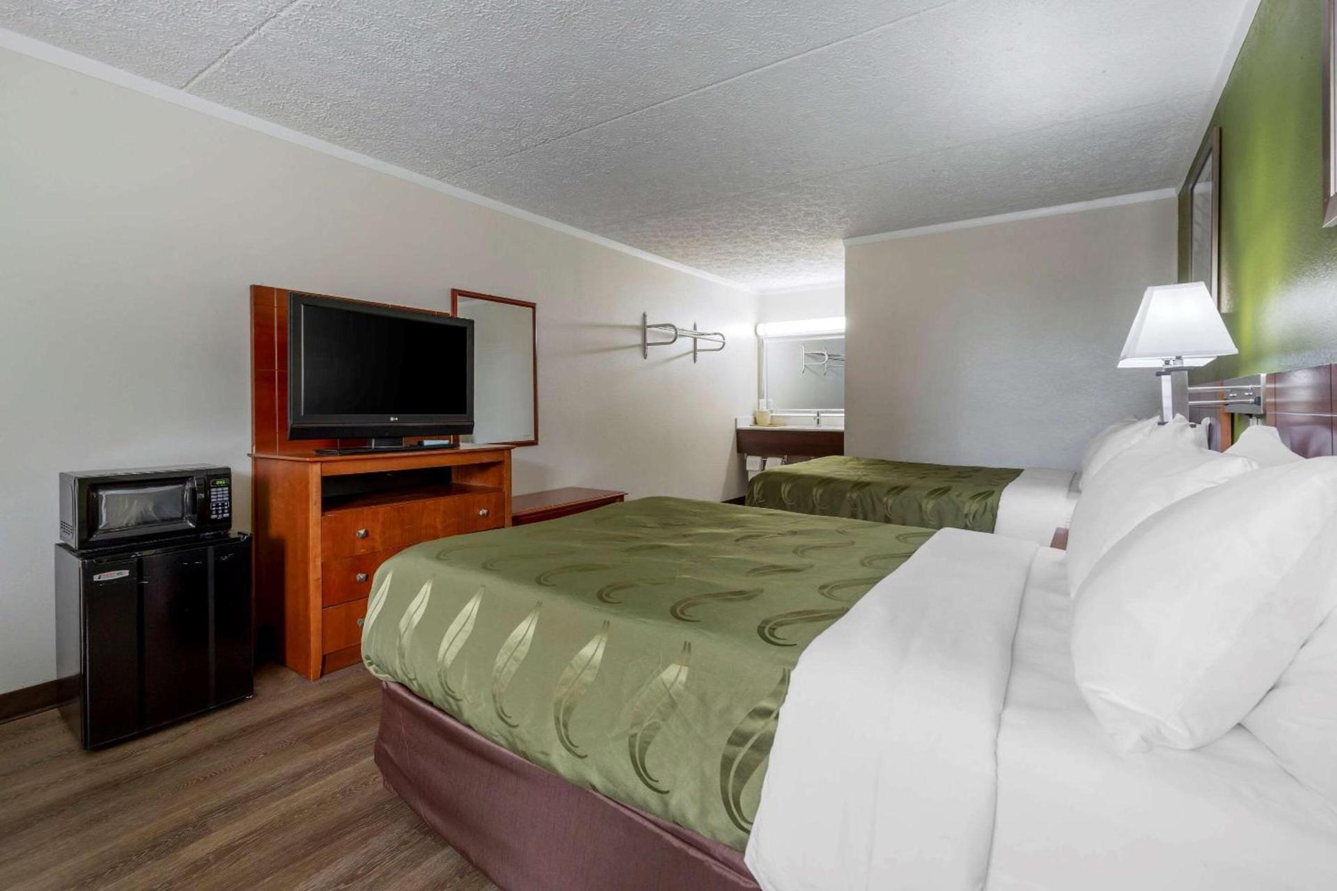 Quality Inn - Roxboro South photo 7