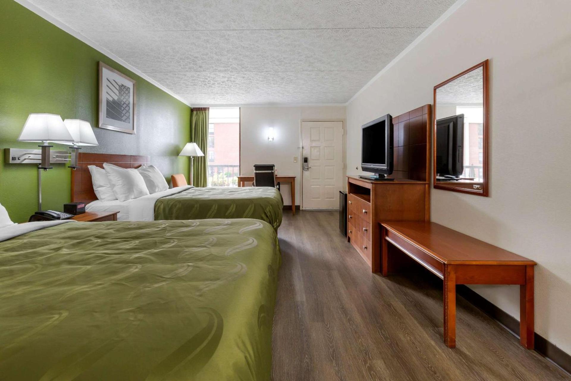 Quality Inn - Roxboro South photo 9