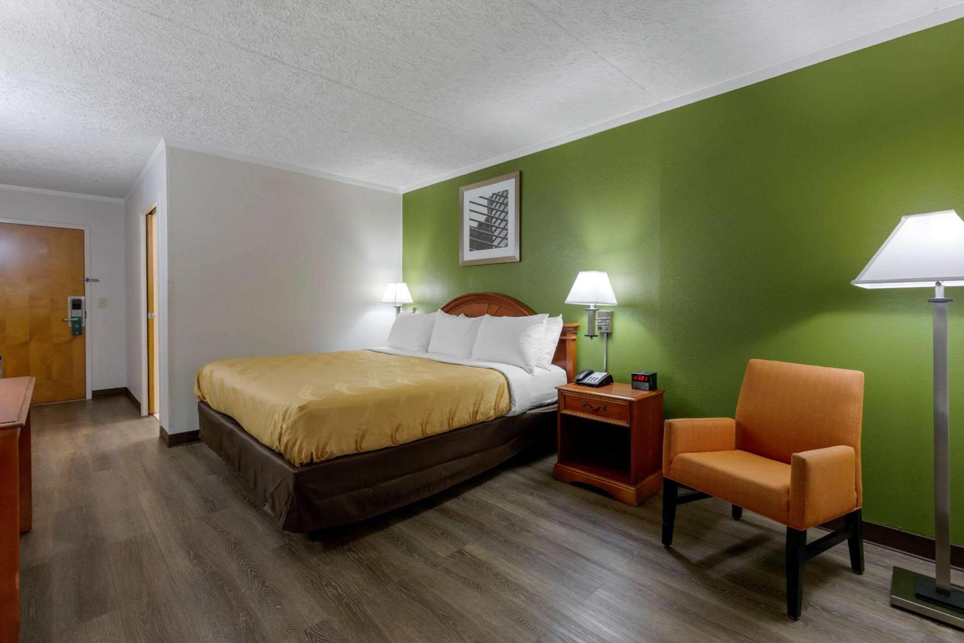 Quality Inn - Roxboro South photo 11