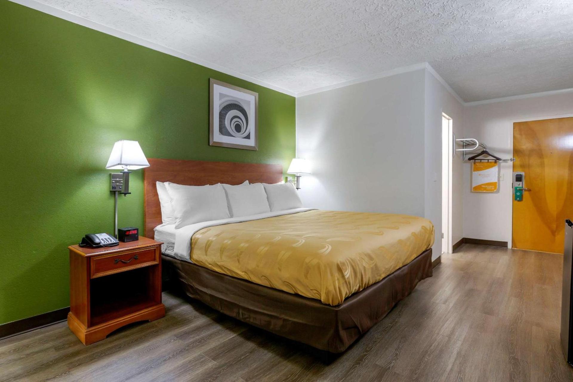 Quality Inn - Roxboro South photo 16