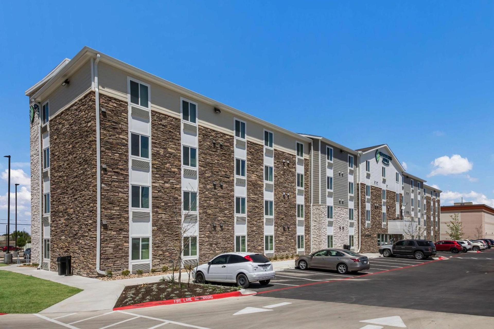 WoodSpring Suites Round Rock-Austin North photo 2