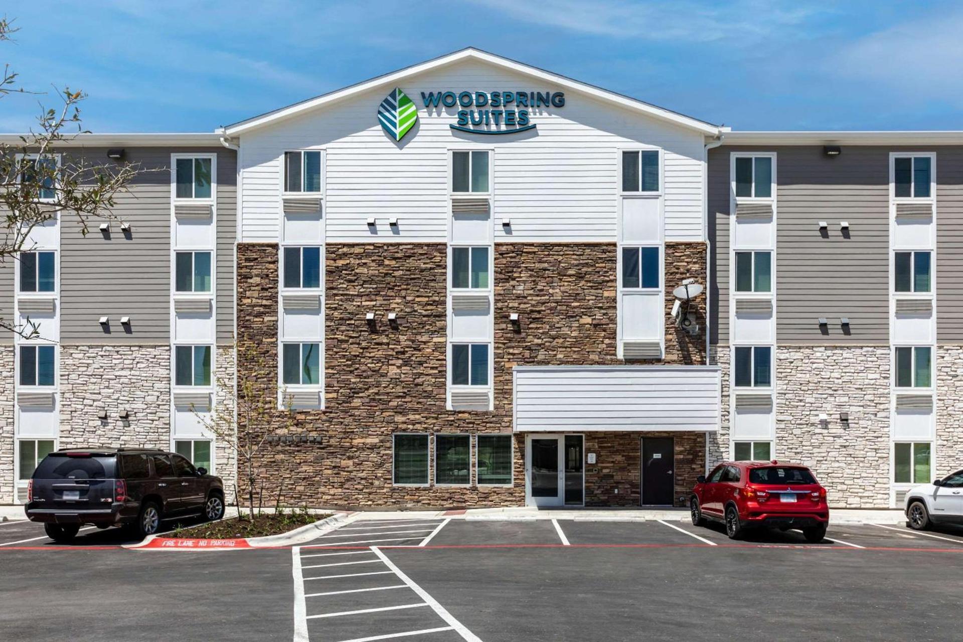 WoodSpring Suites Round Rock-Austin North photo 3