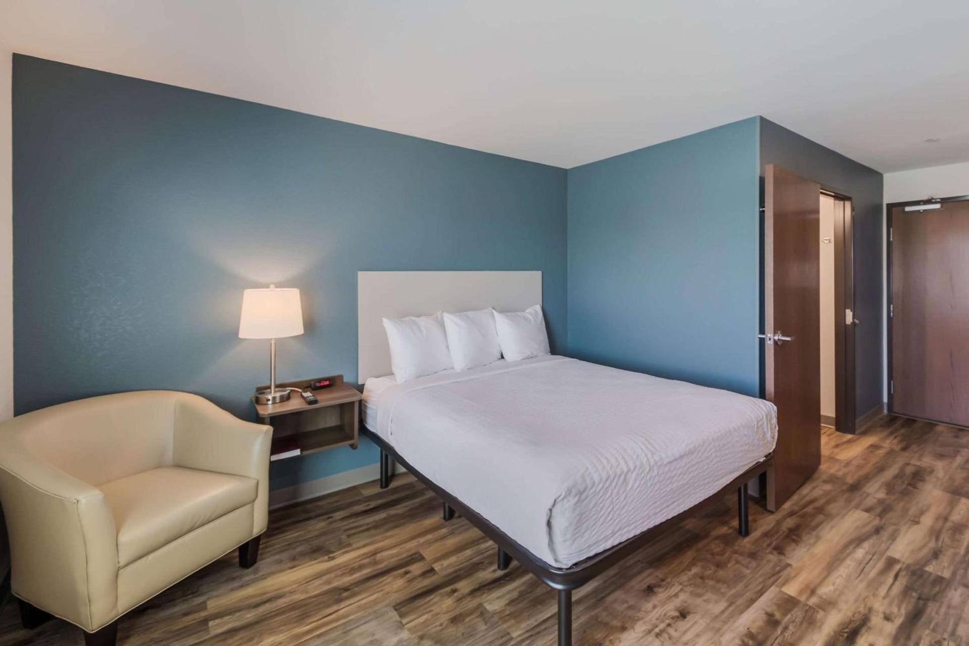 WoodSpring Suites Round Rock-Austin North photo 15