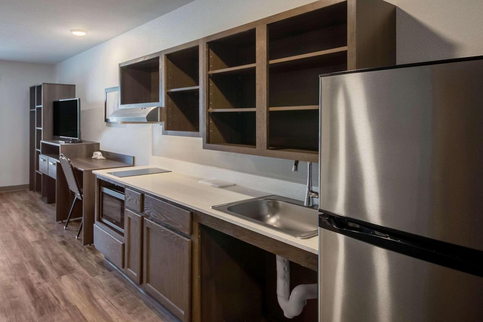 WoodSpring Suites Round Rock-Austin North photo 20