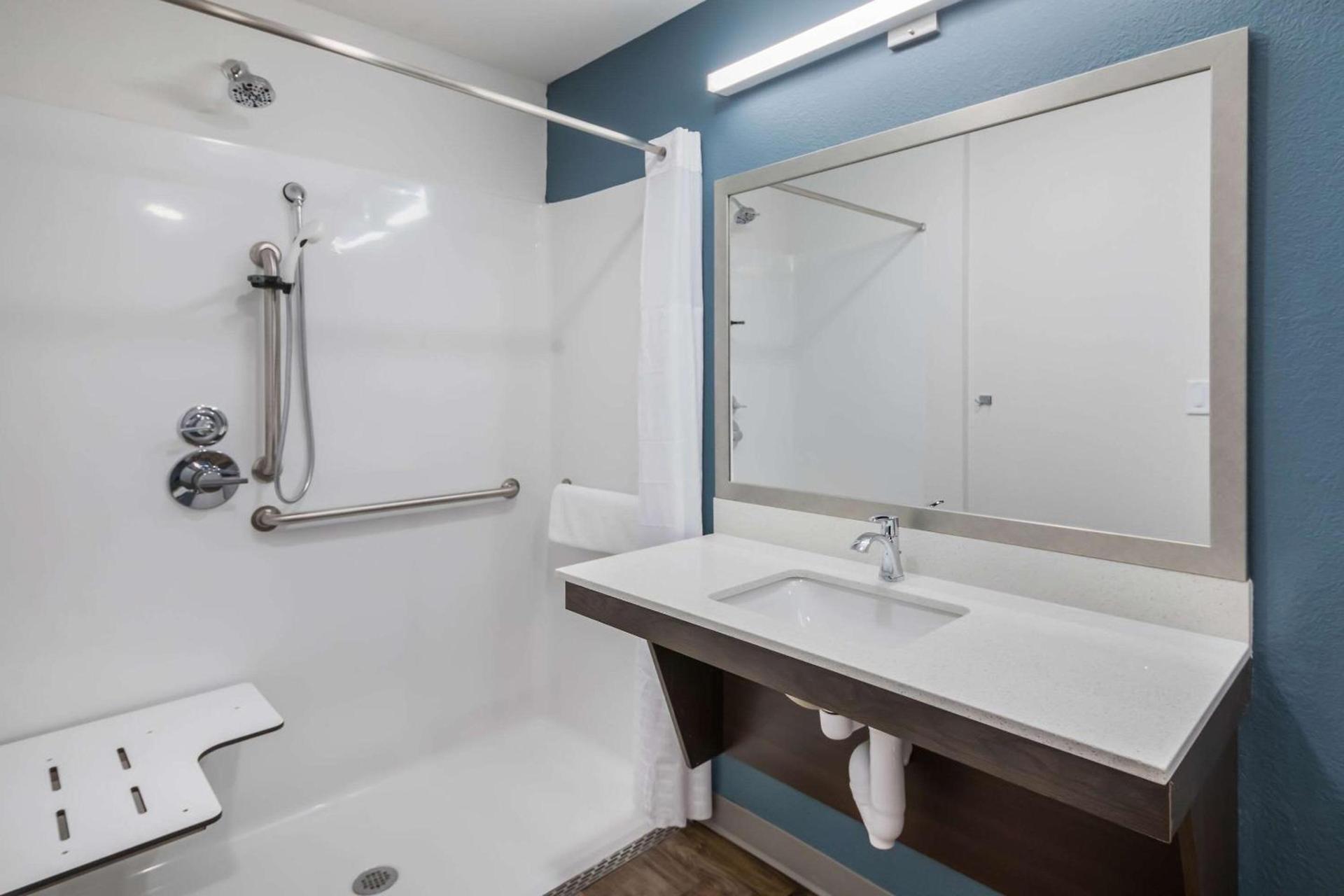 WoodSpring Suites Round Rock-Austin North photo 22