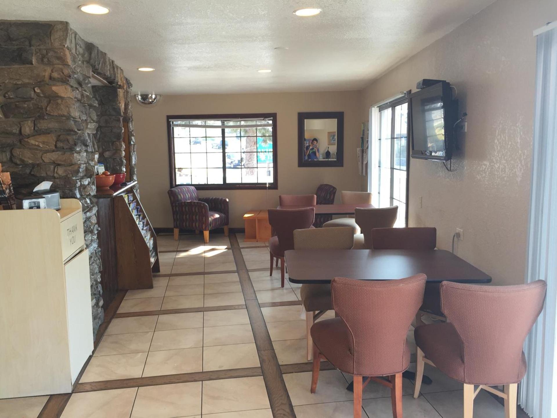 Oakhurst Lodge photo 12