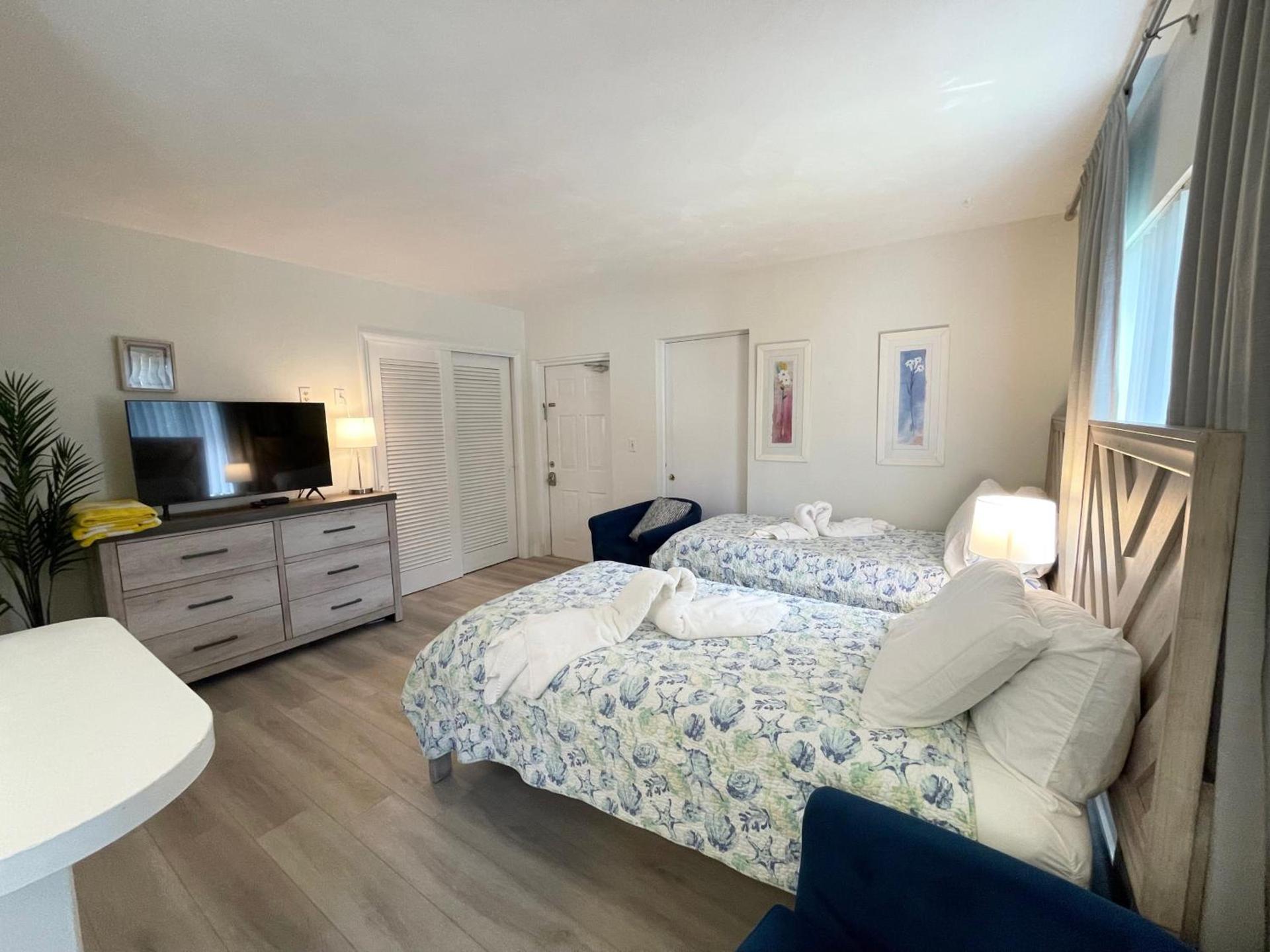 Tropic Isle Beach Resort photo 47