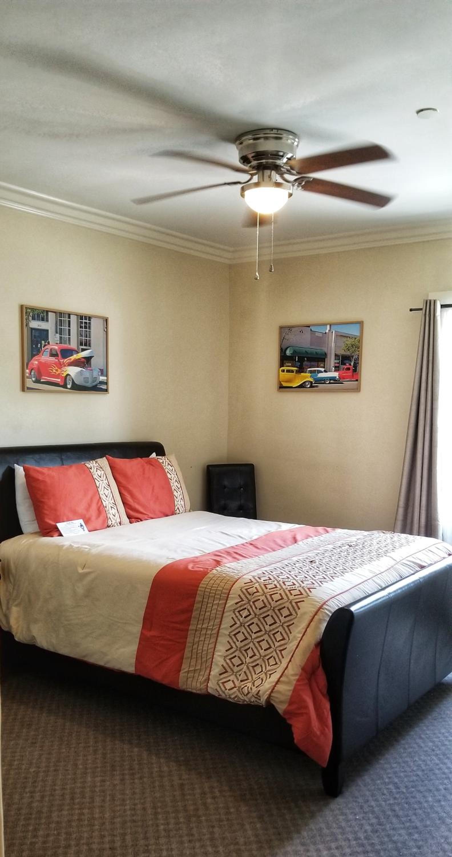 Santa Paula Inn photo 10