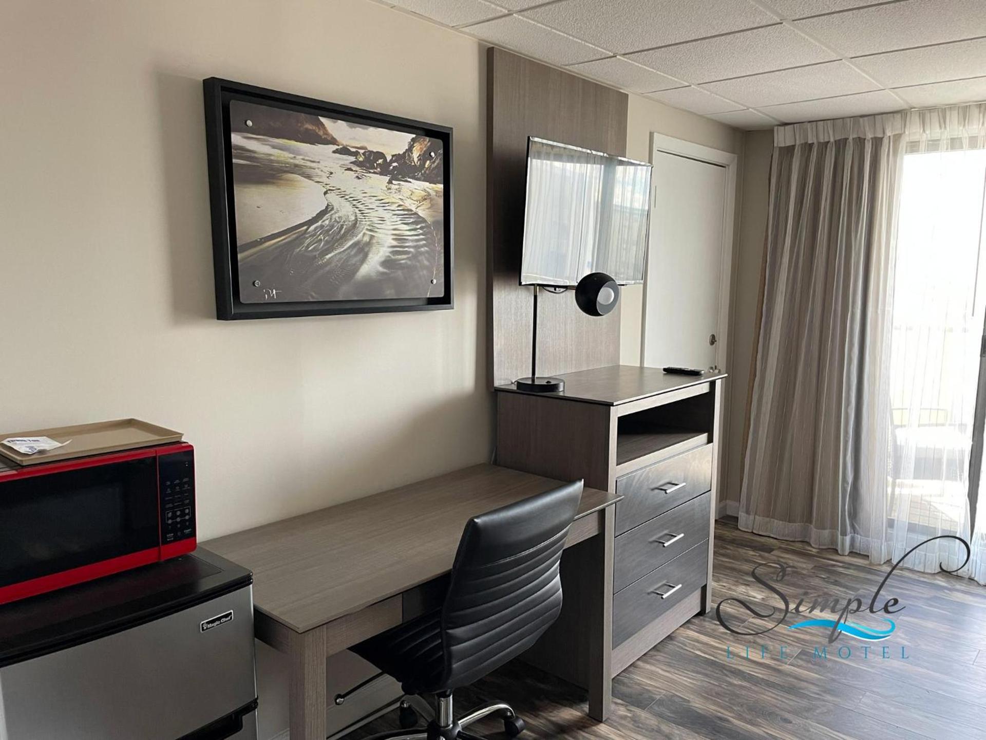 Simple Life Motel photo 23