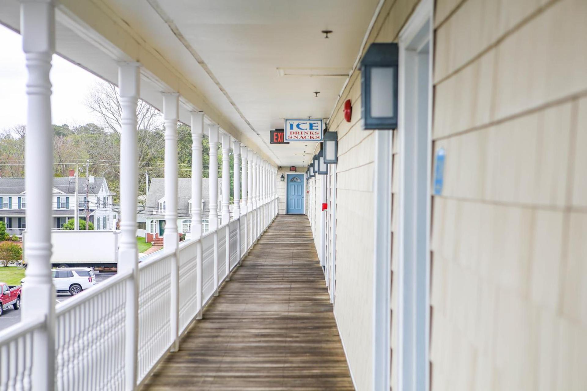 Waterside Inn photo 60