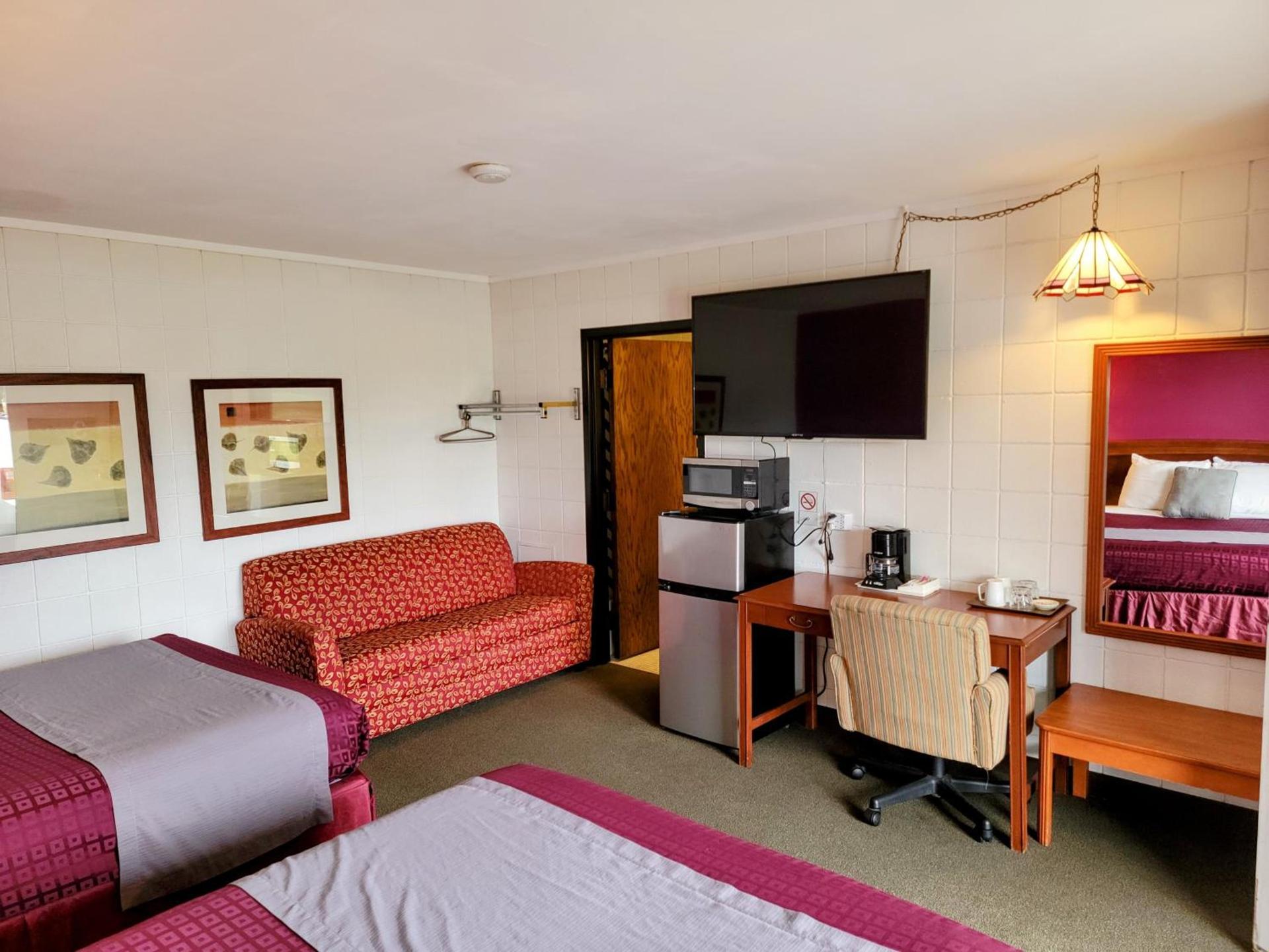 Skyview Motel - Prairie du Sac photo 23