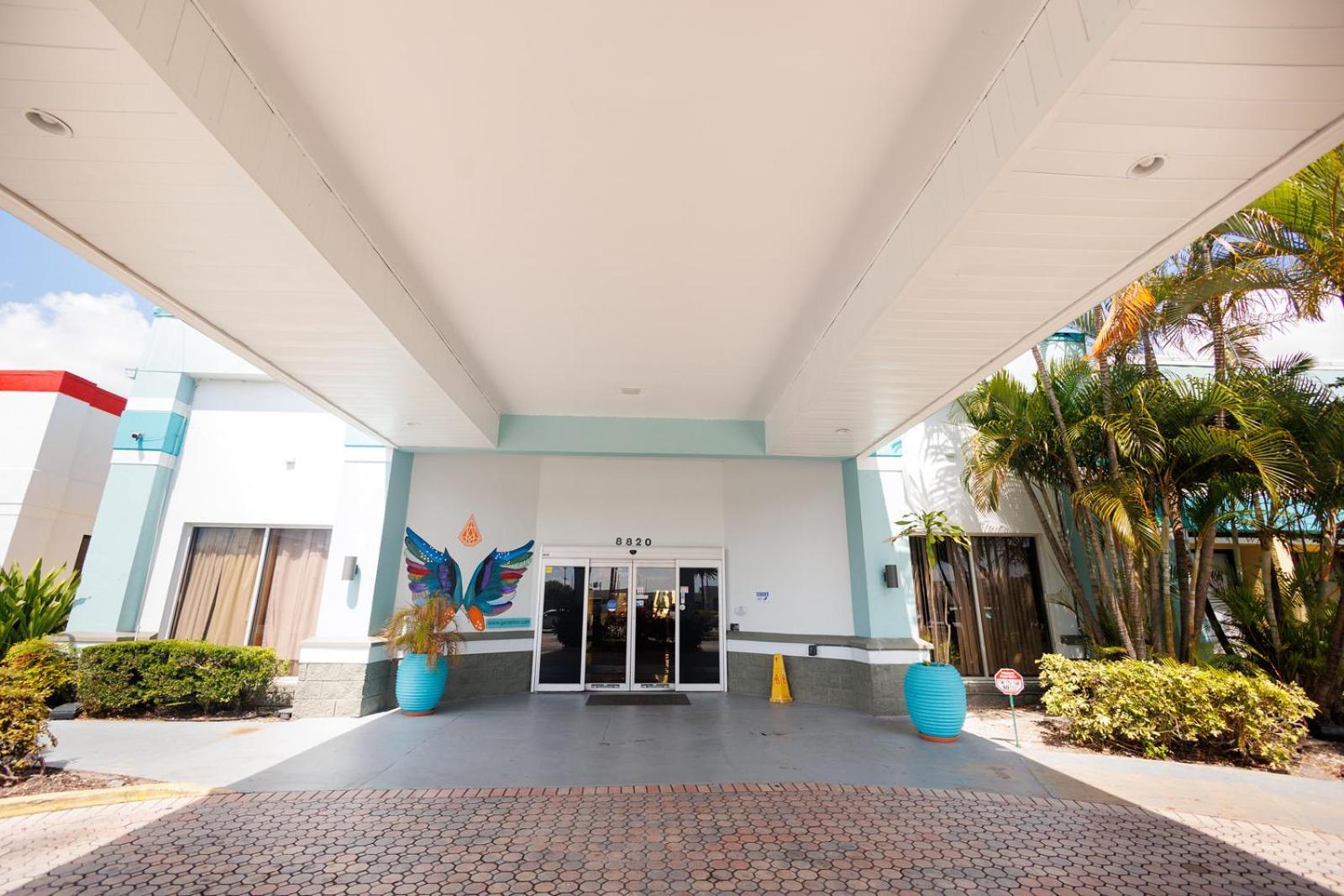 Garnet Inn & Suites, Orlando photo 38