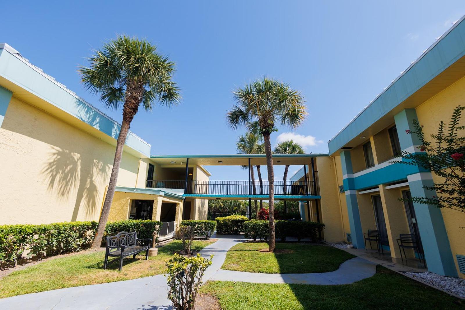 Garnet Inn & Suites, Orlando photo 23