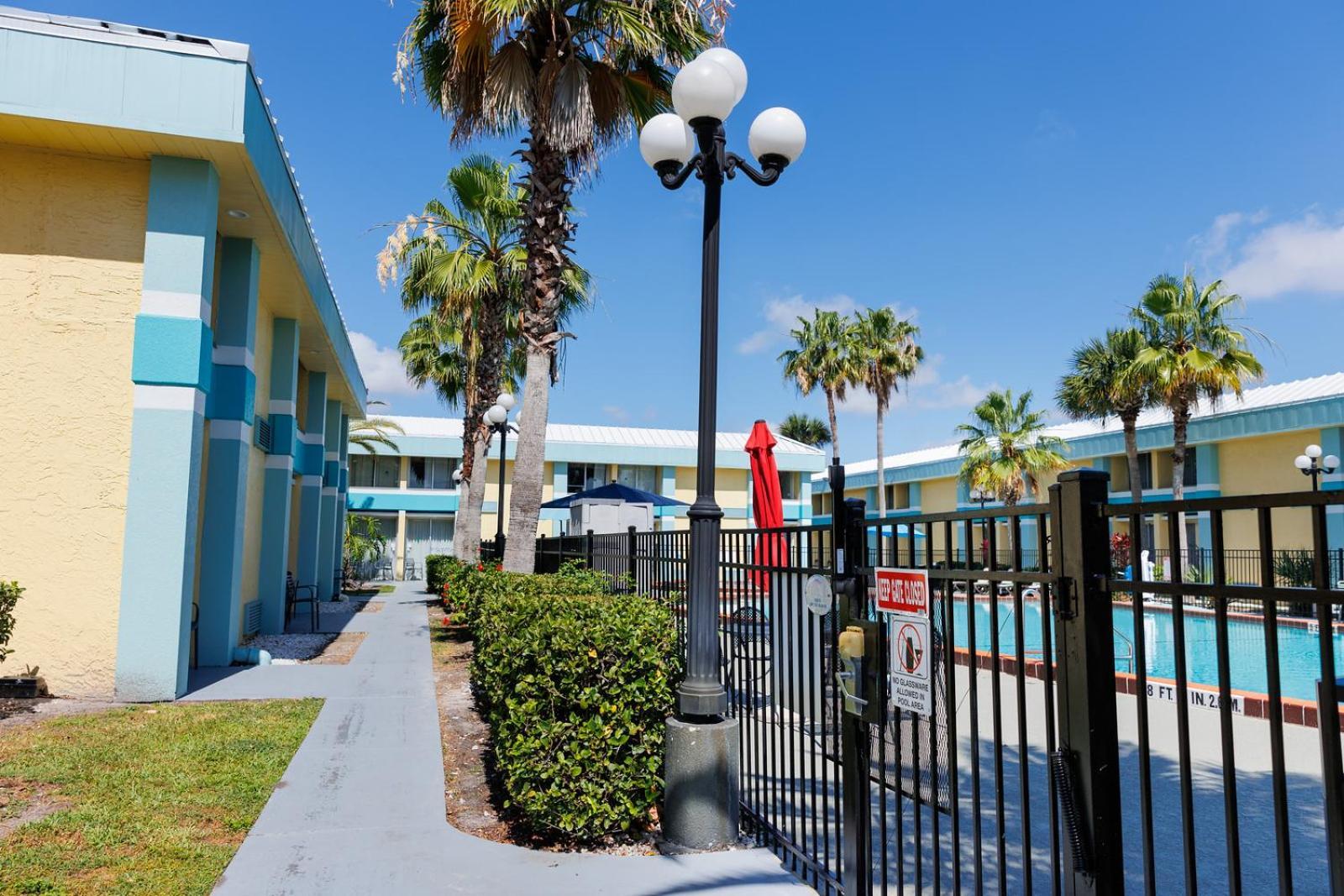 Garnet Inn & Suites, Orlando photo 31
