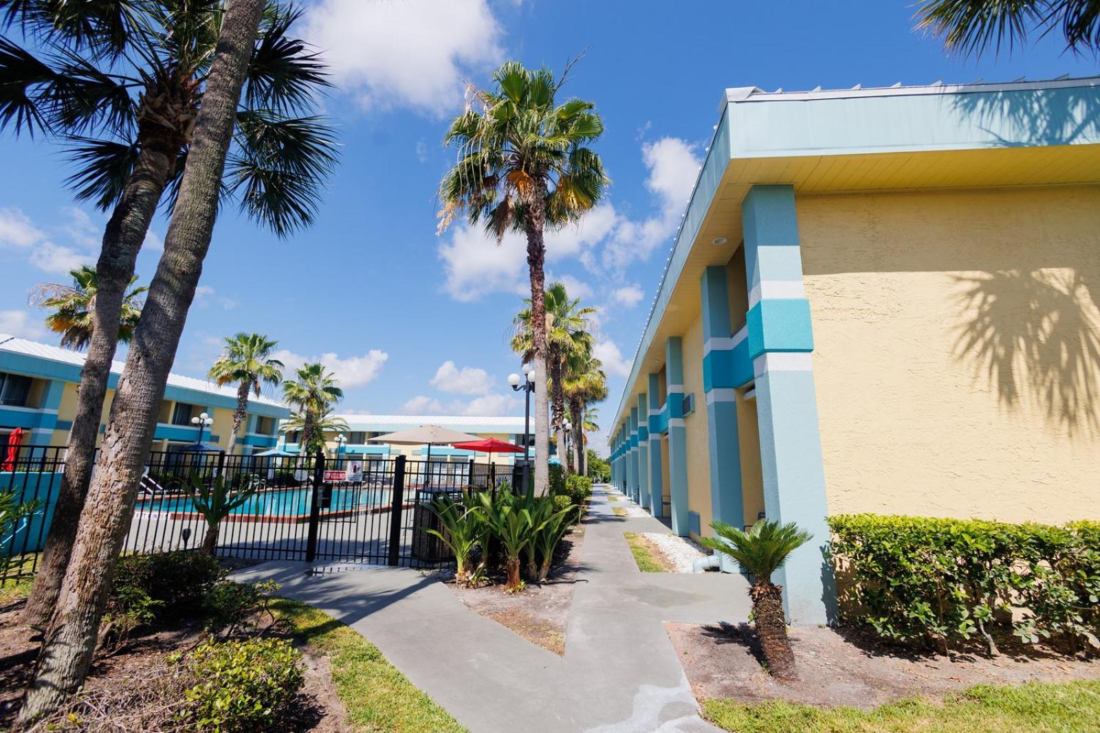 Garnet Inn & Suites, Orlando photo 37