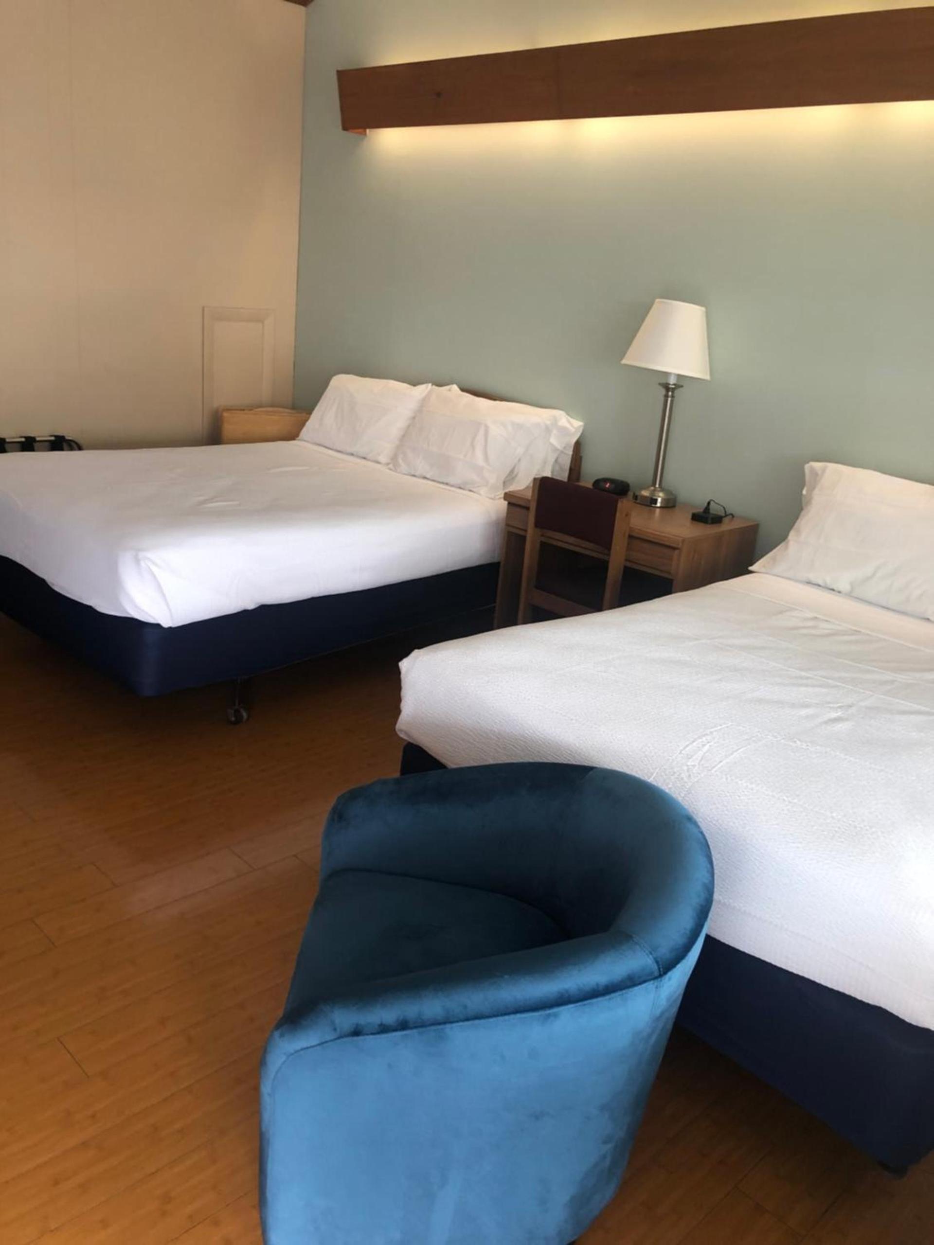 Executive Motel photo 4