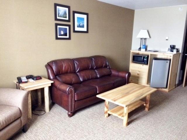 The Antler Lodge - Gardiner photo 31