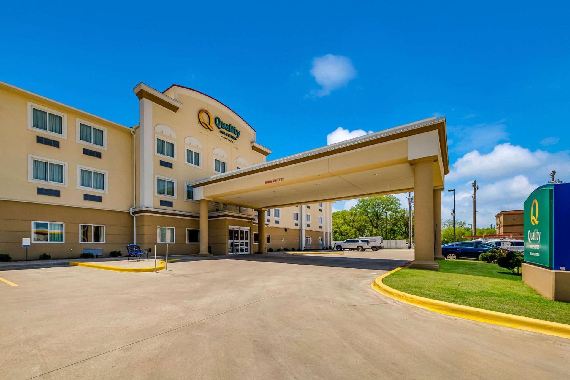 Quality Inn & Suites Ardmore photo 3
