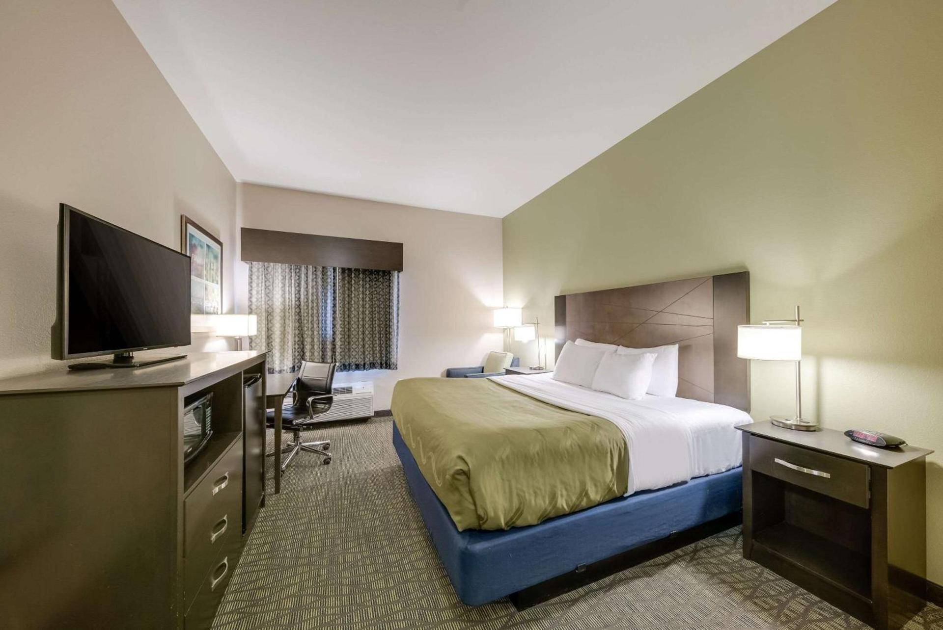 Quality Inn & Suites Ardmore photo 10
