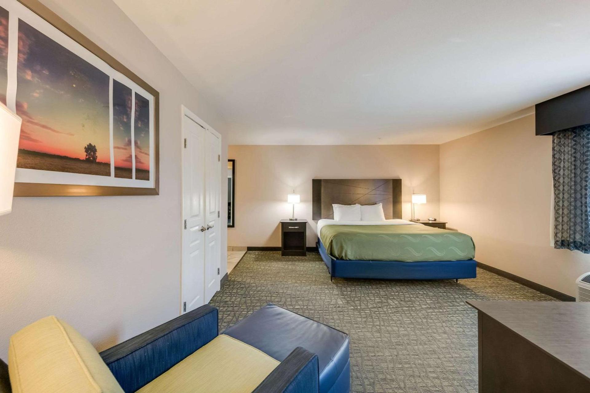 Quality Inn & Suites Ardmore photo 19