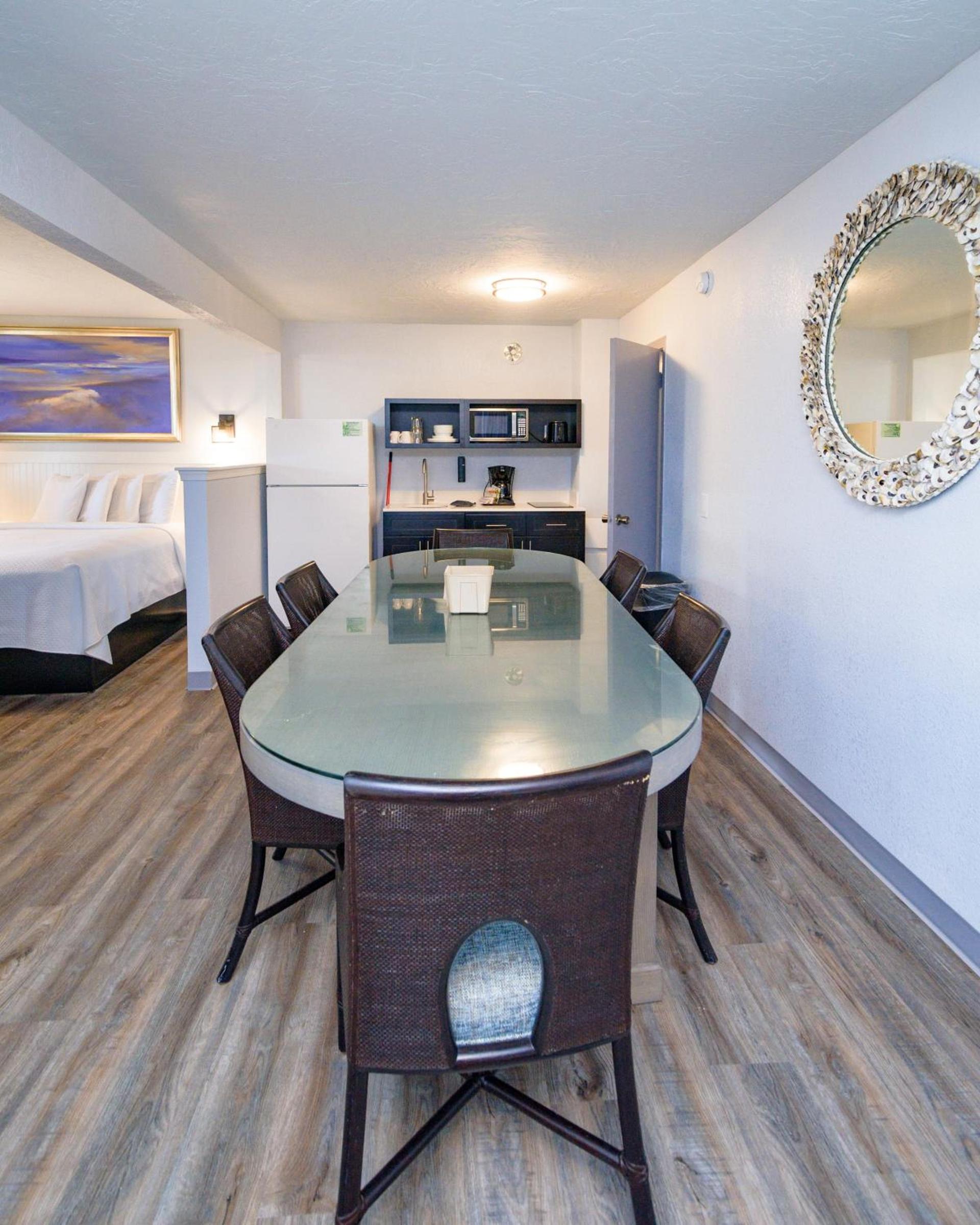 Outer Banks Motor Lodge photo 7