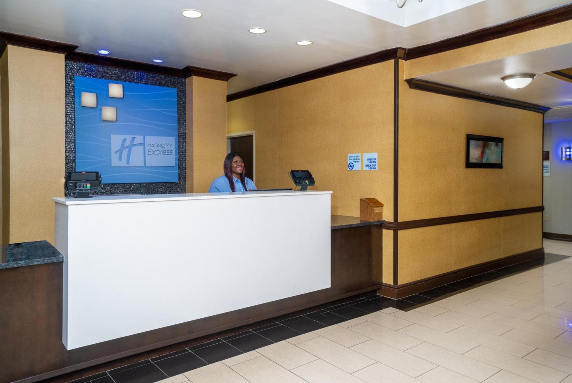 Holiday Inn Express Hotel & Suites Hinesville by IHG photo 58