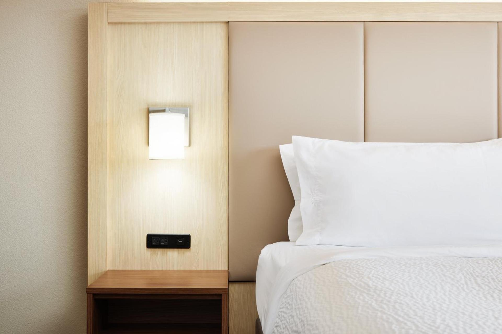 Holiday Inn Express & Suites Bonifay by IHG photo 23