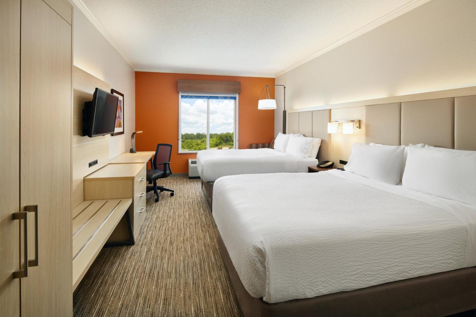 Holiday Inn Express & Suites Bonifay by IHG photo 24