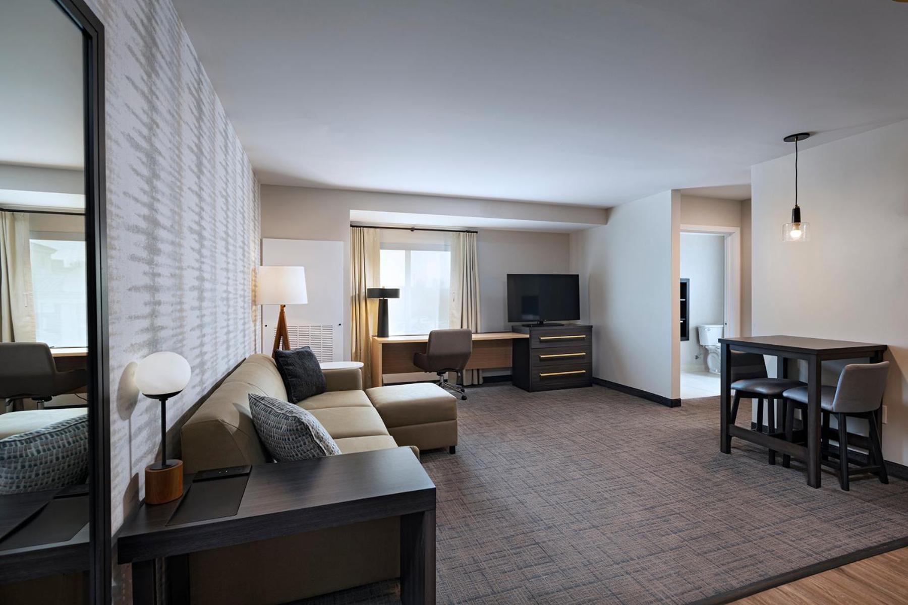 Residence Inn New Brunswick Tower Center Blvd. photo 2