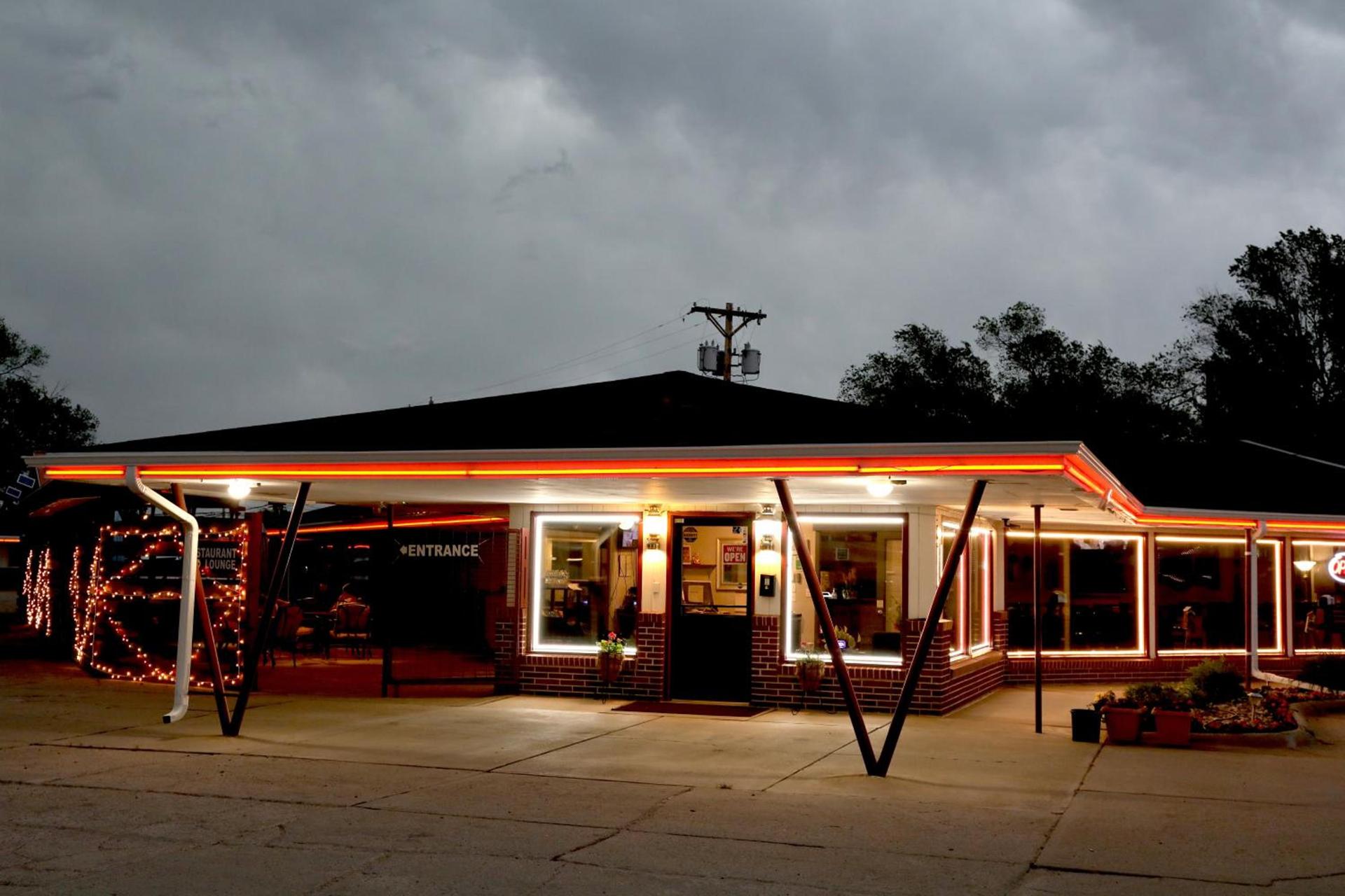 Raine Motel photo 90