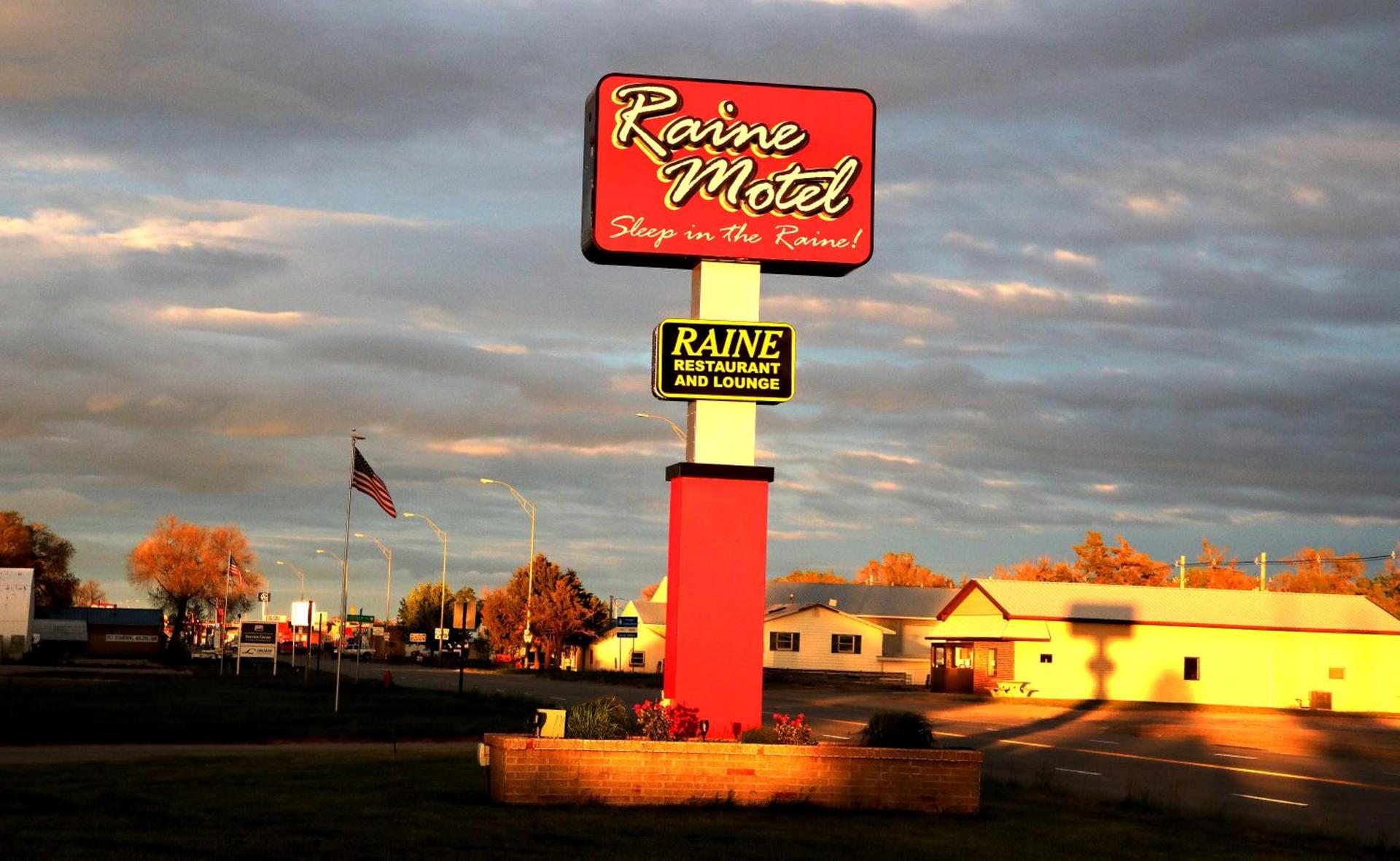 Raine Motel photo 91