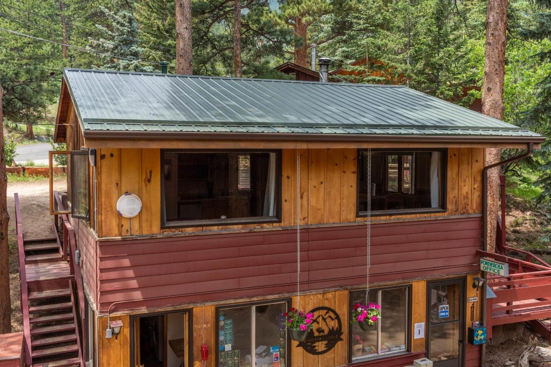 Ponderosa Lodge photo 97