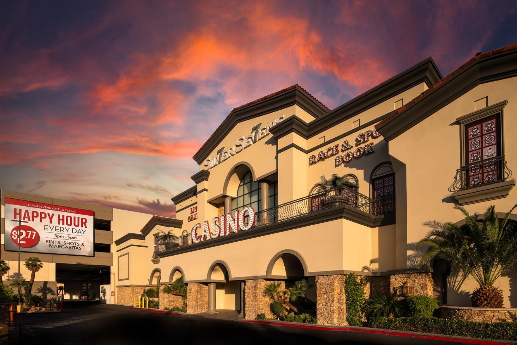 Silver Sevens Hotel and Casino, a Wyndham Garden photo 1
