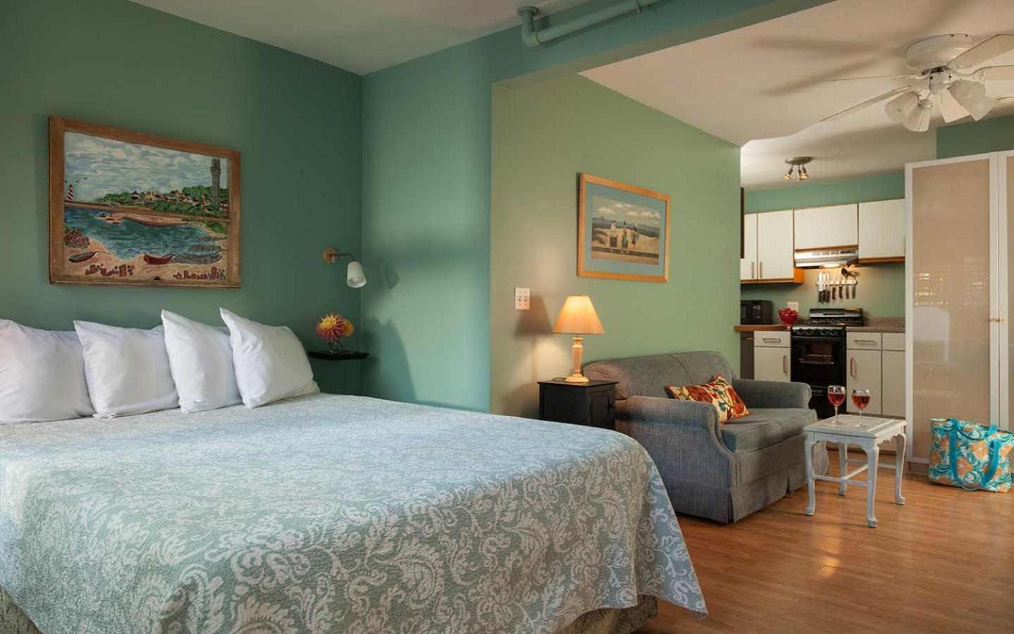 The Provincetown Hotel at Gabriel's photo 14