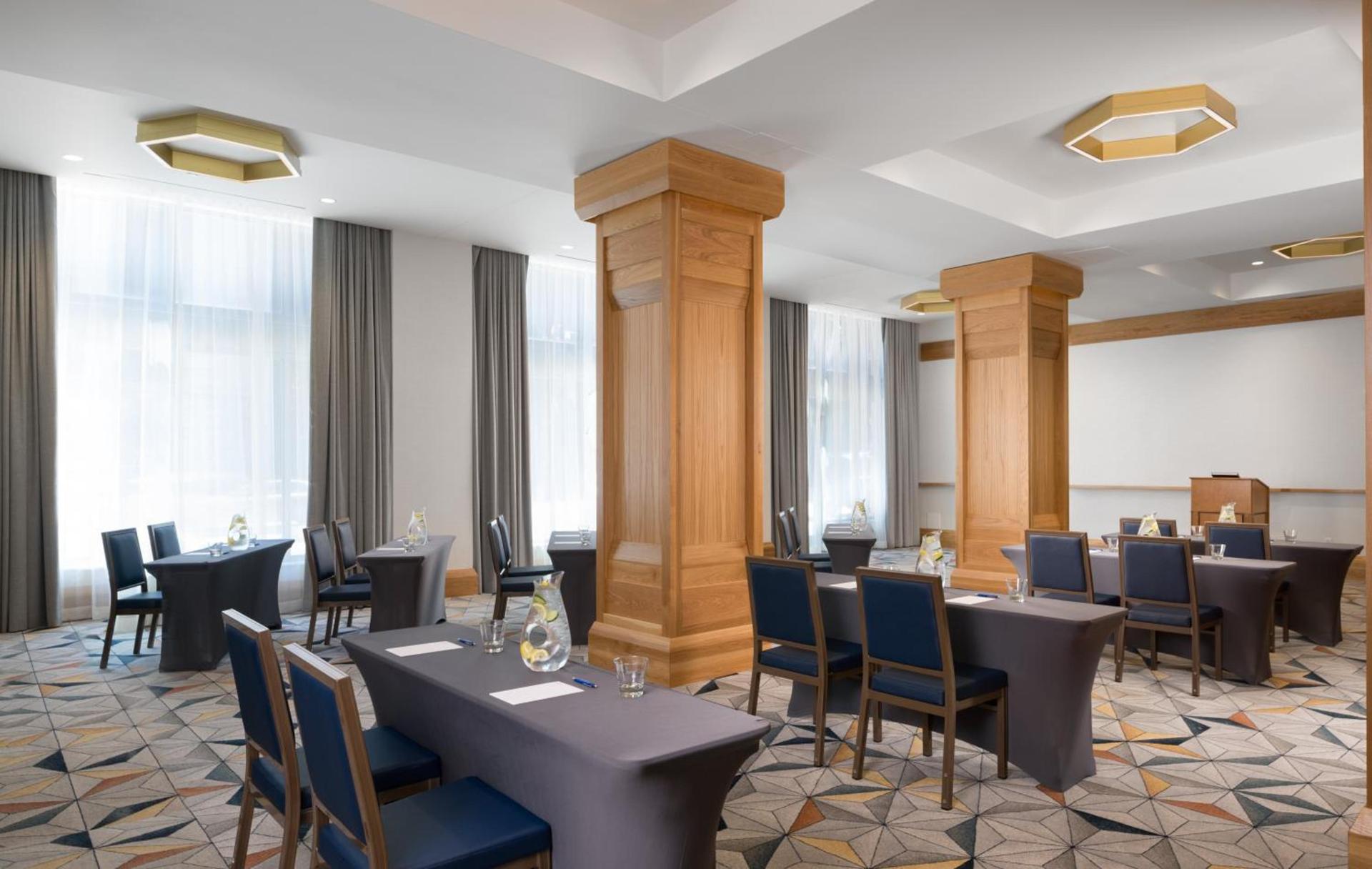 Kimpton Schofield Hotel by IHG photo 12