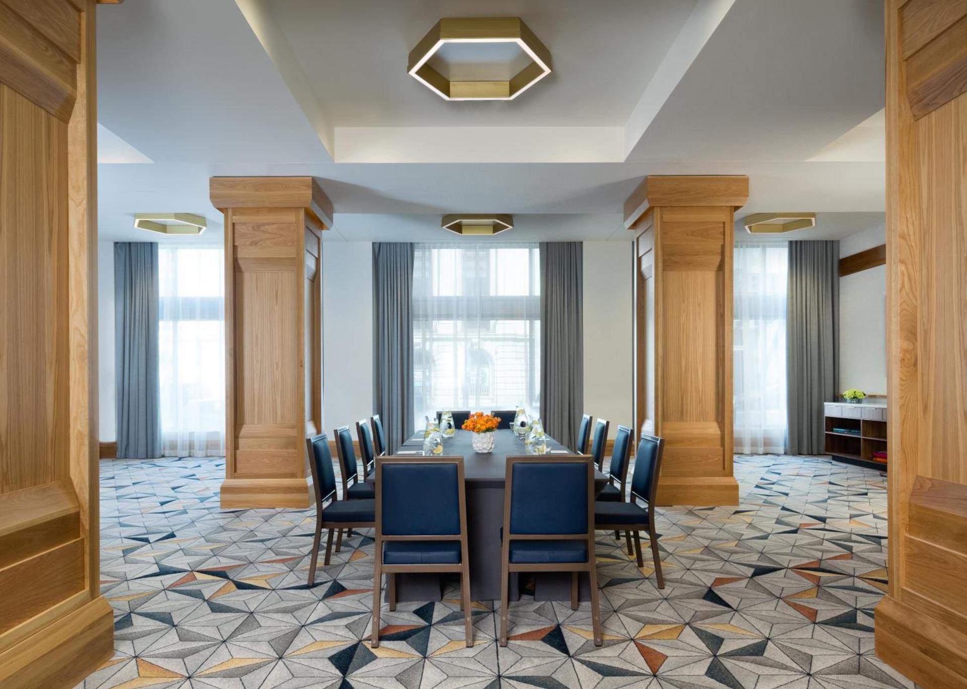 Kimpton Schofield Hotel by IHG photo 16