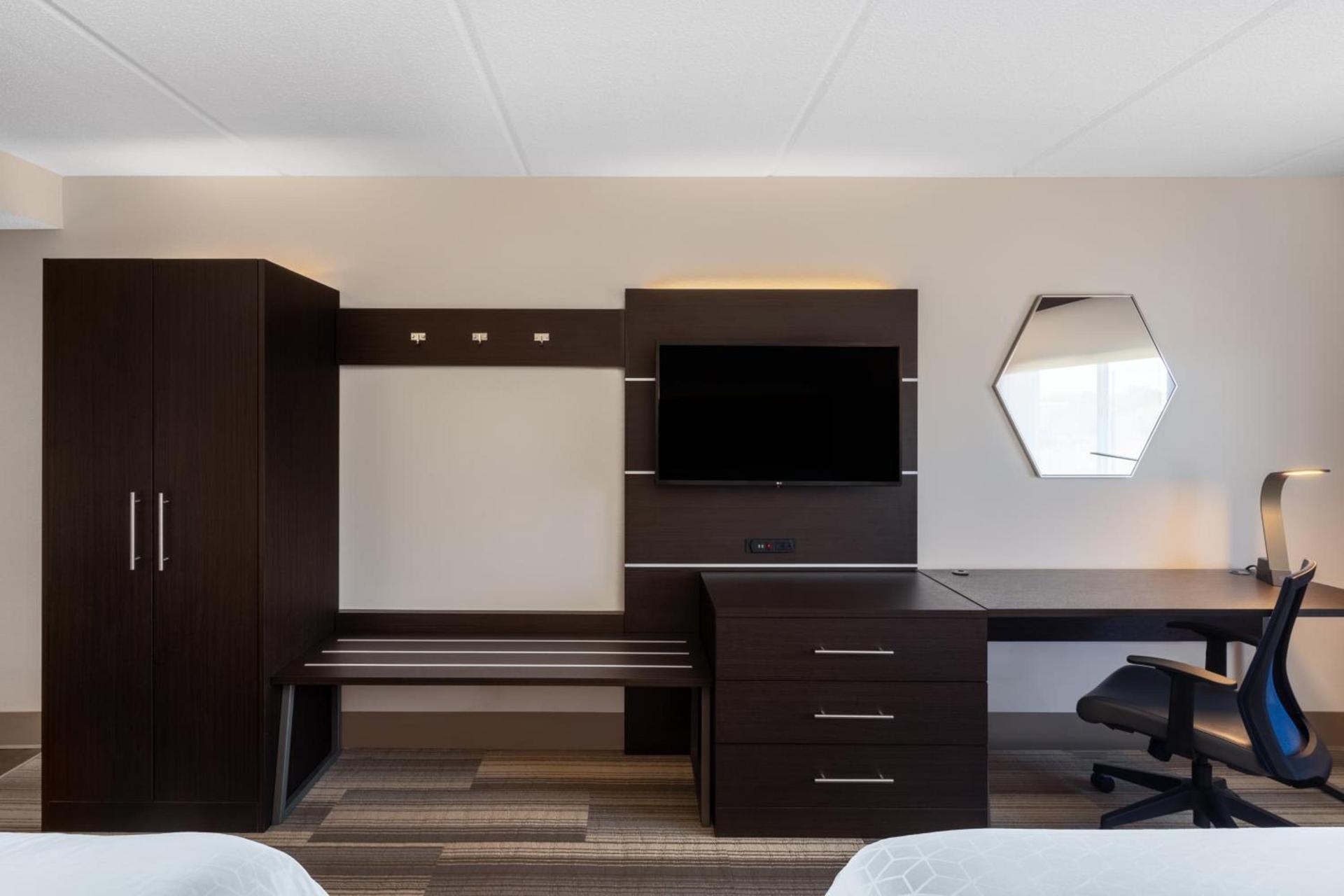 Holiday Inn Express Hotel & Suites Bluffton at Hilton Head Area by IHG photo 40