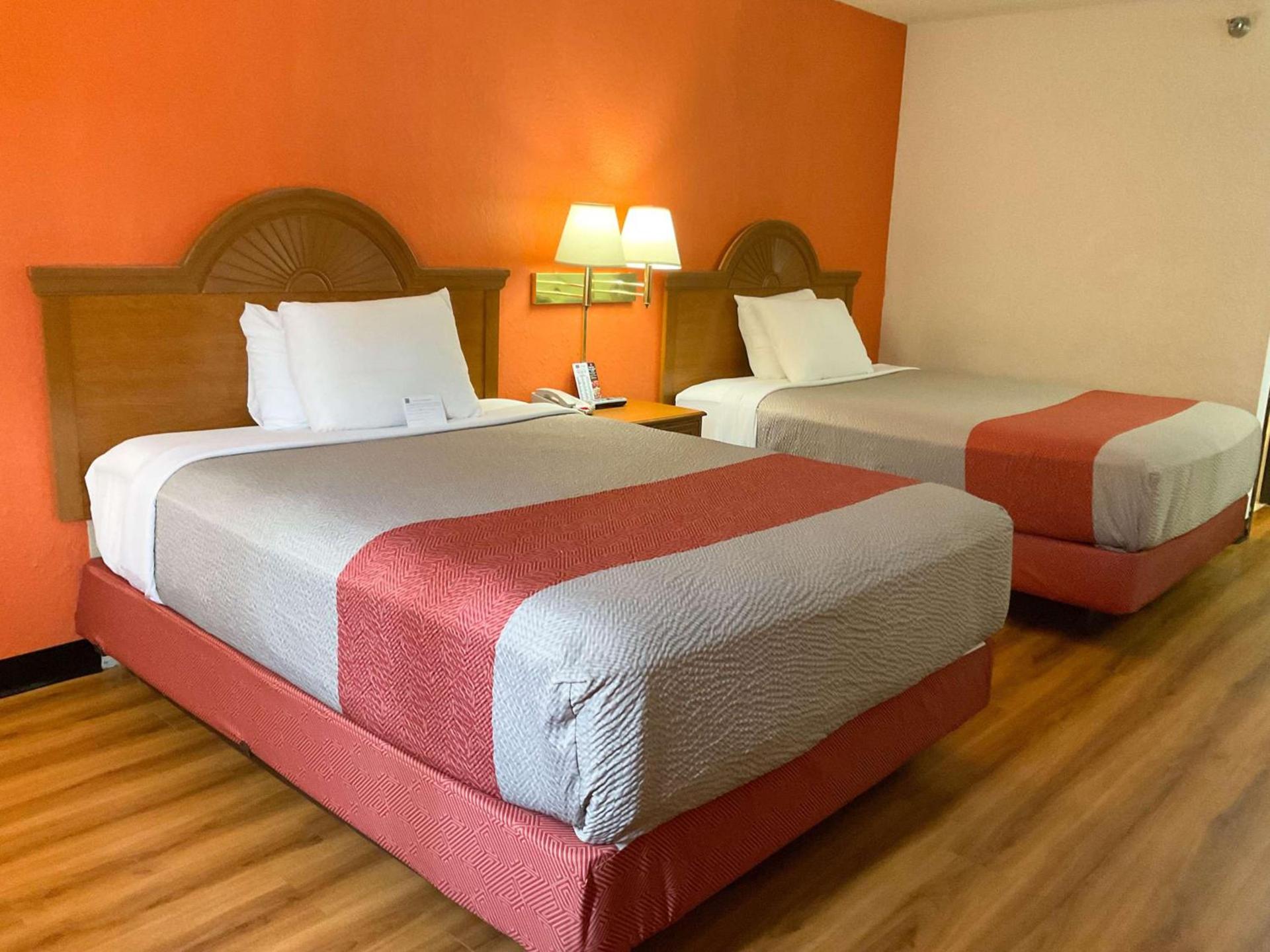 Motel 6-Hannibal, MO photo 10