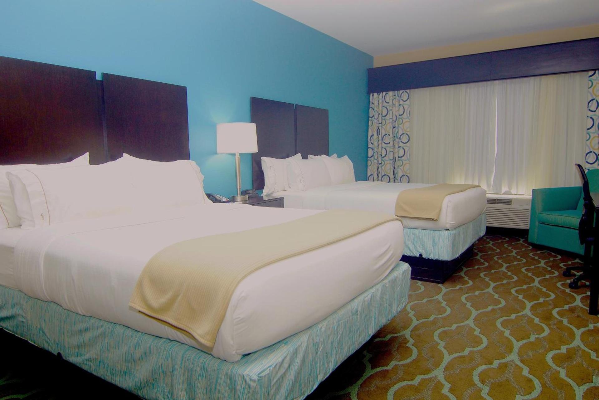 Holiday Inn Express Hotels & Suites Cuero by IHG photo 7