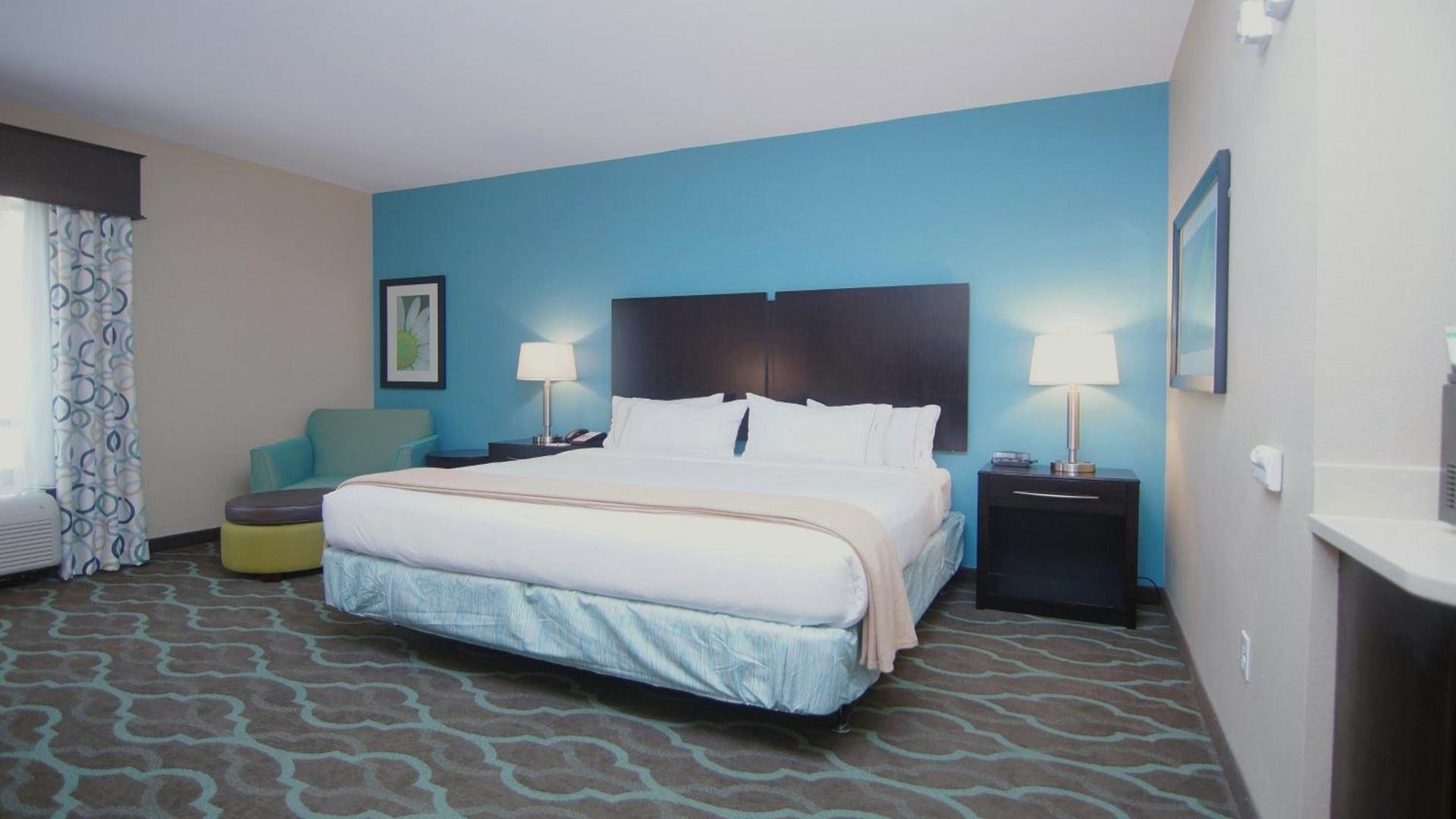 Holiday Inn Express Hotels & Suites Cuero by IHG photo 34