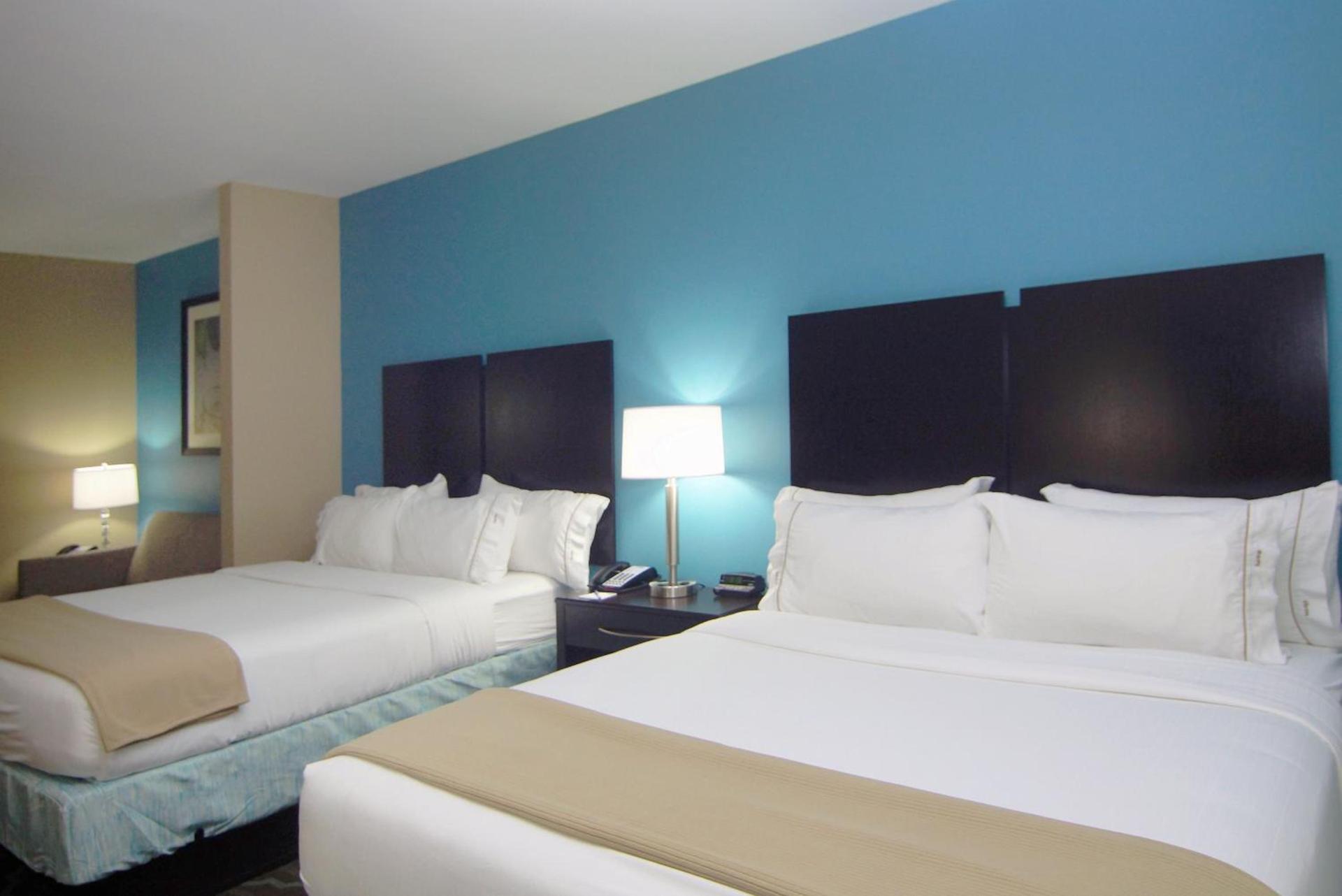 Holiday Inn Express Hotels & Suites Cuero by IHG photo 27